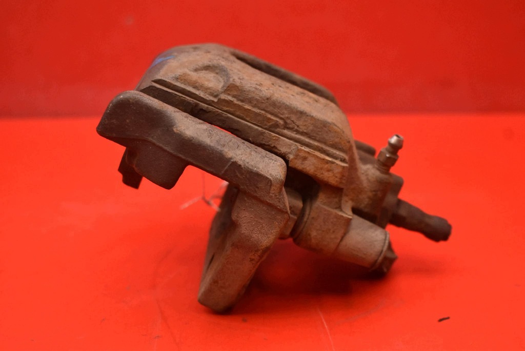 bremssattel bremse sattel brems- rechts heck 46/20 BMW E65 E66 3.0 D 218 KM 01-05