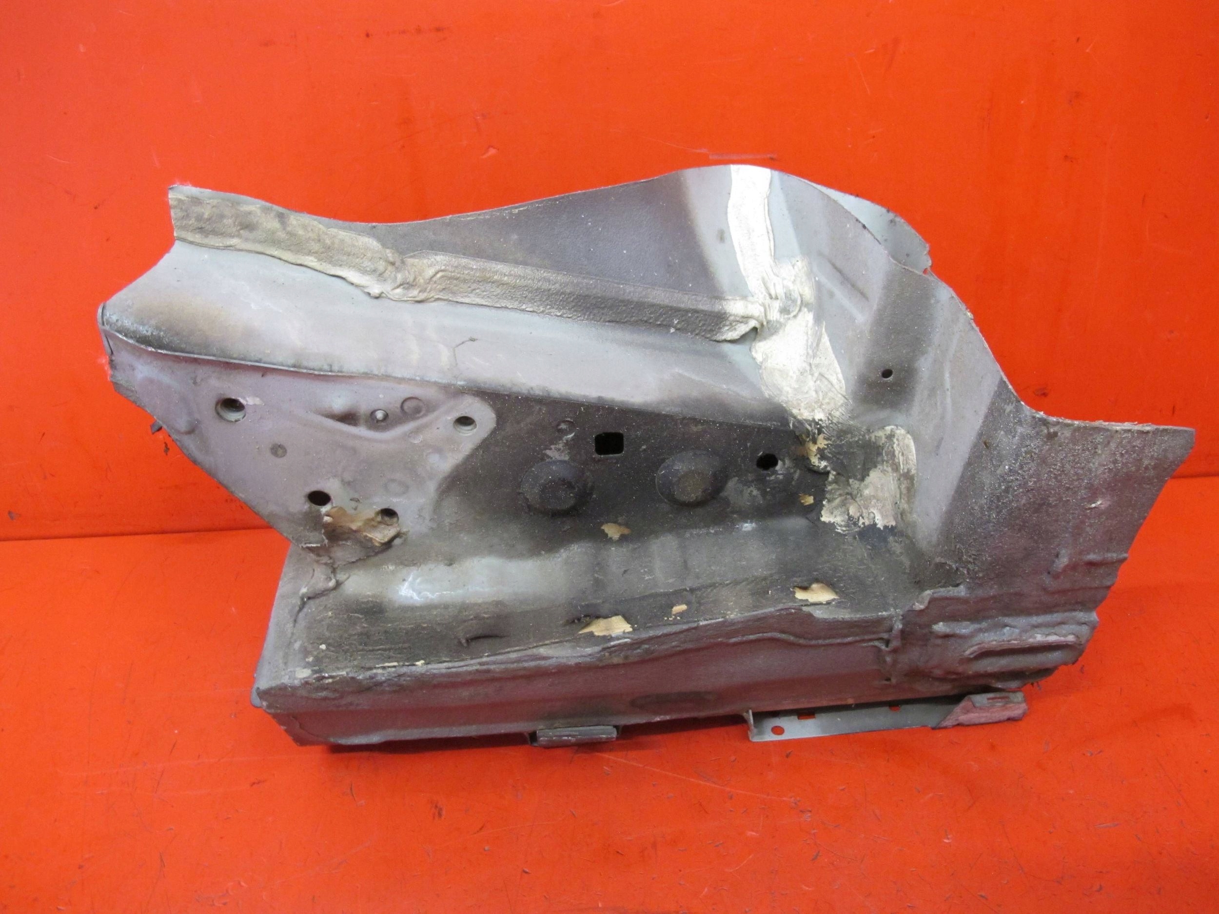 RENAULT CLIO IV 4 RS GT threshold left rear part rear black TEGNE