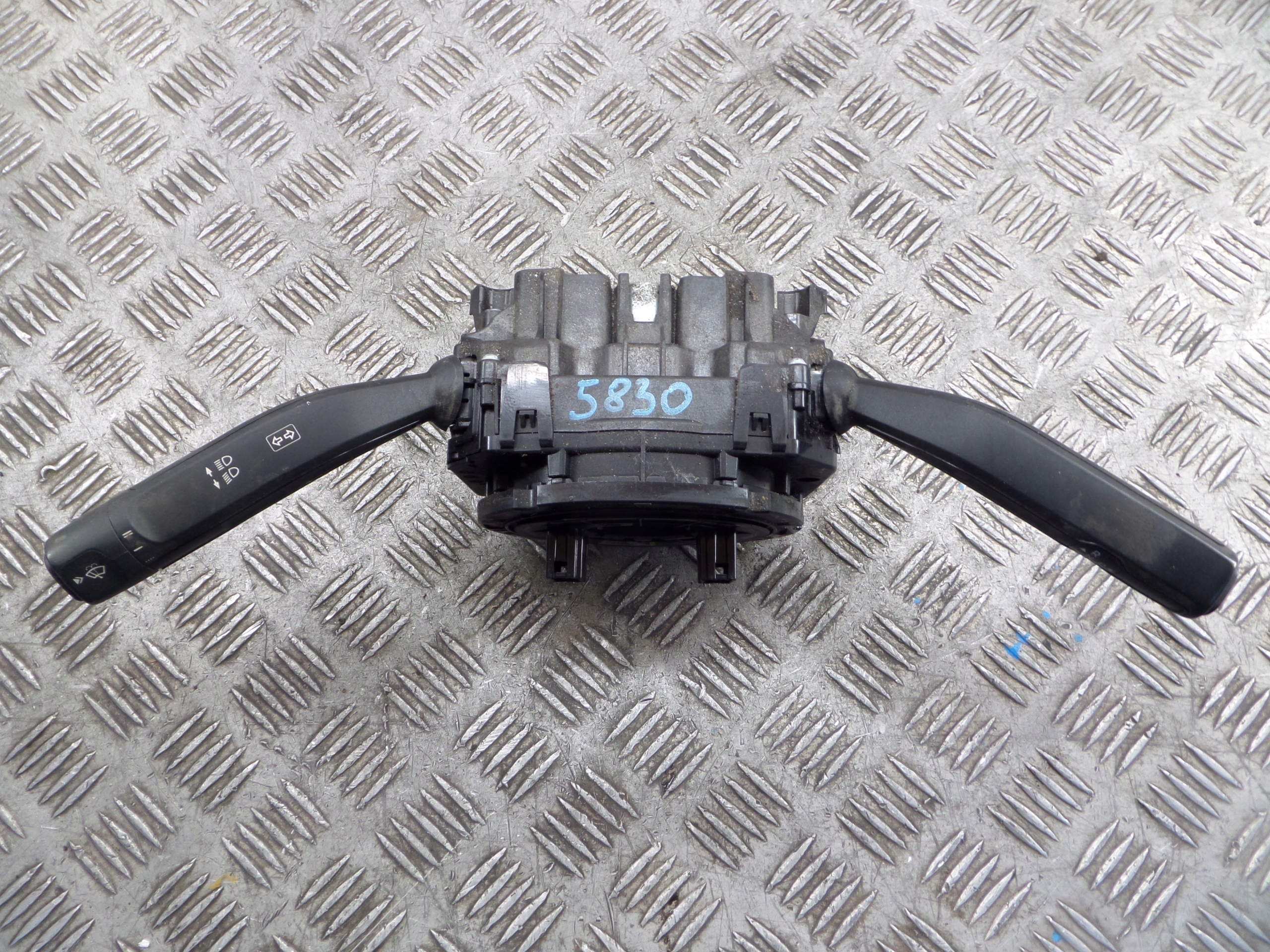 DEVIO LUCI TERGICRISTALLO TERGI MERCEDES SPRINTER W907 A9079001405