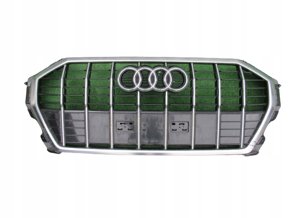 Audi Q3 83A s s-line 19- решетка радиатора 83A853651B