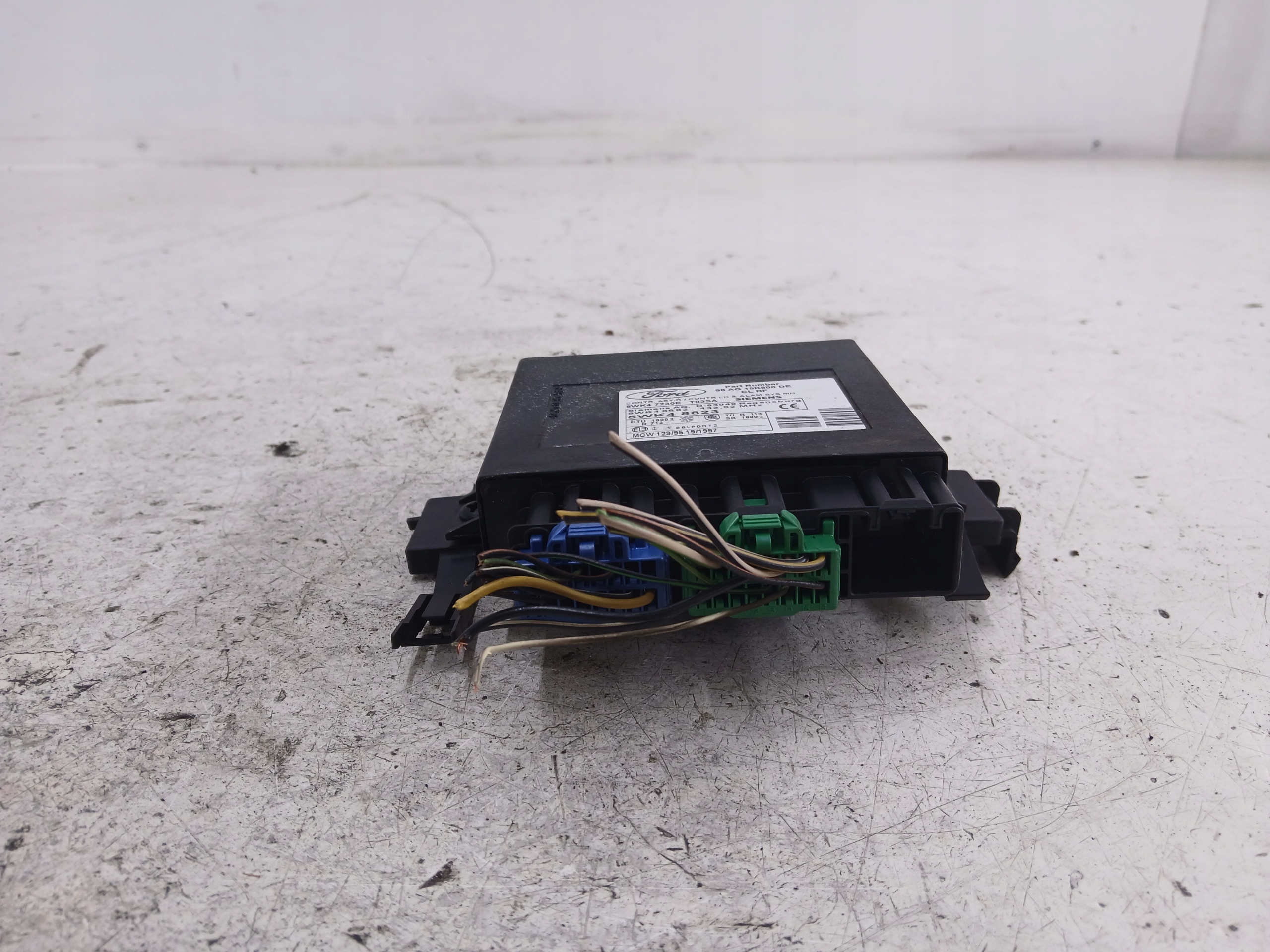 FORD FOCUS MK1 Unité commande confort 98AG15K600DE