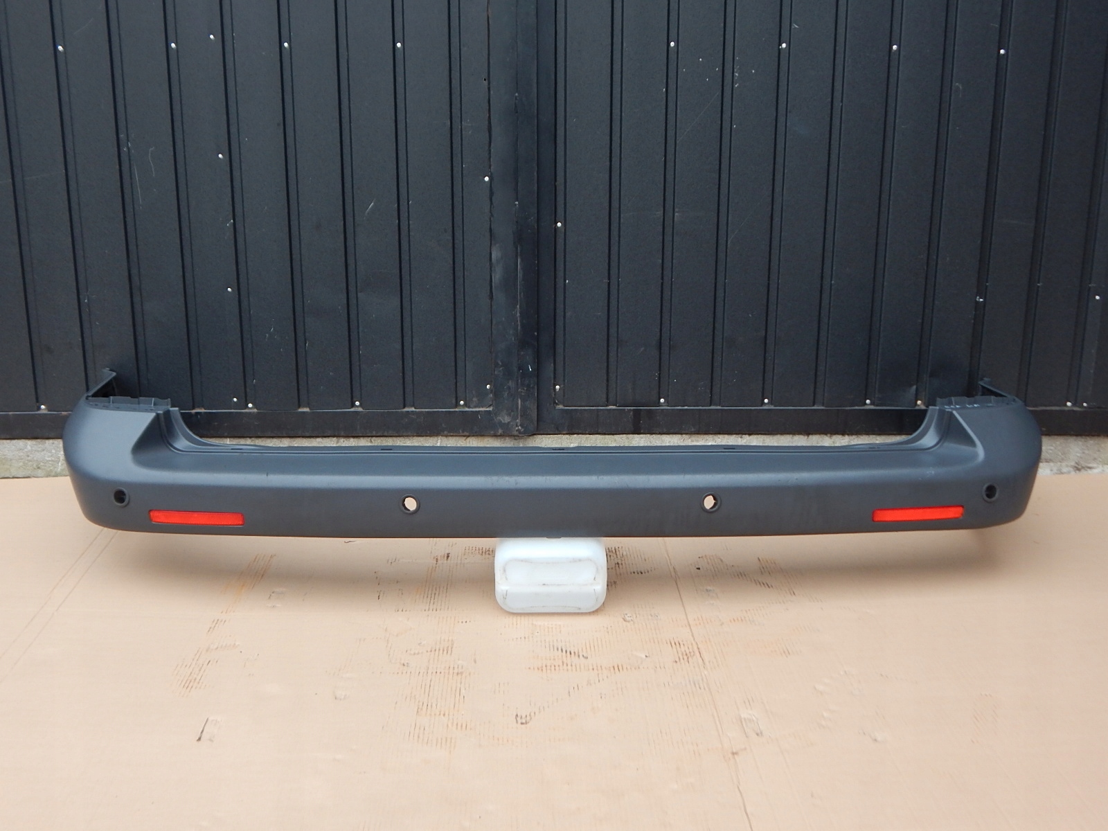 VW T5 zderzak tył tylny PDC STRUKTURA