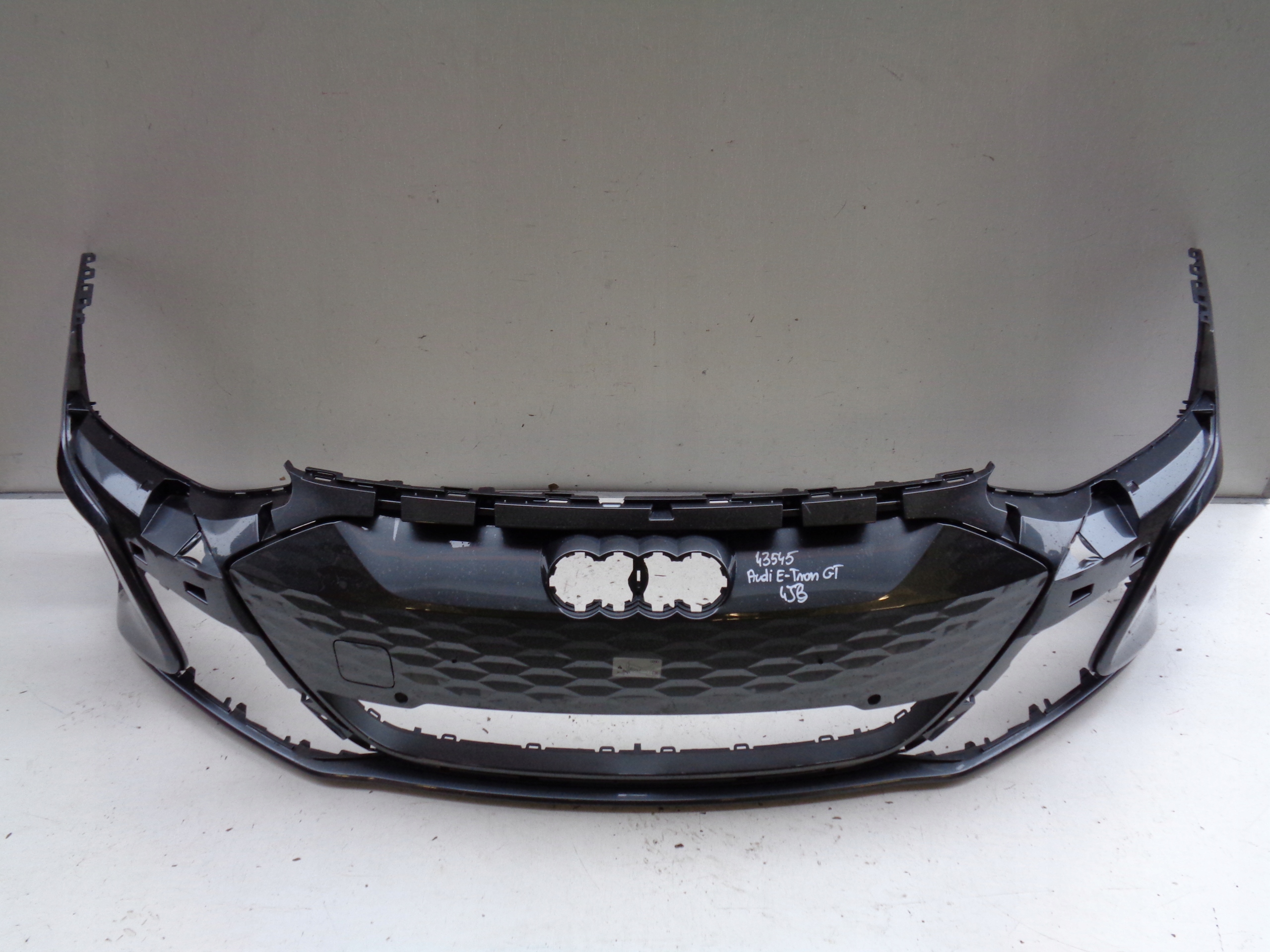 FRONTSTOSSSTANGE AUDI E-TRON GT 4J3 MR 43545