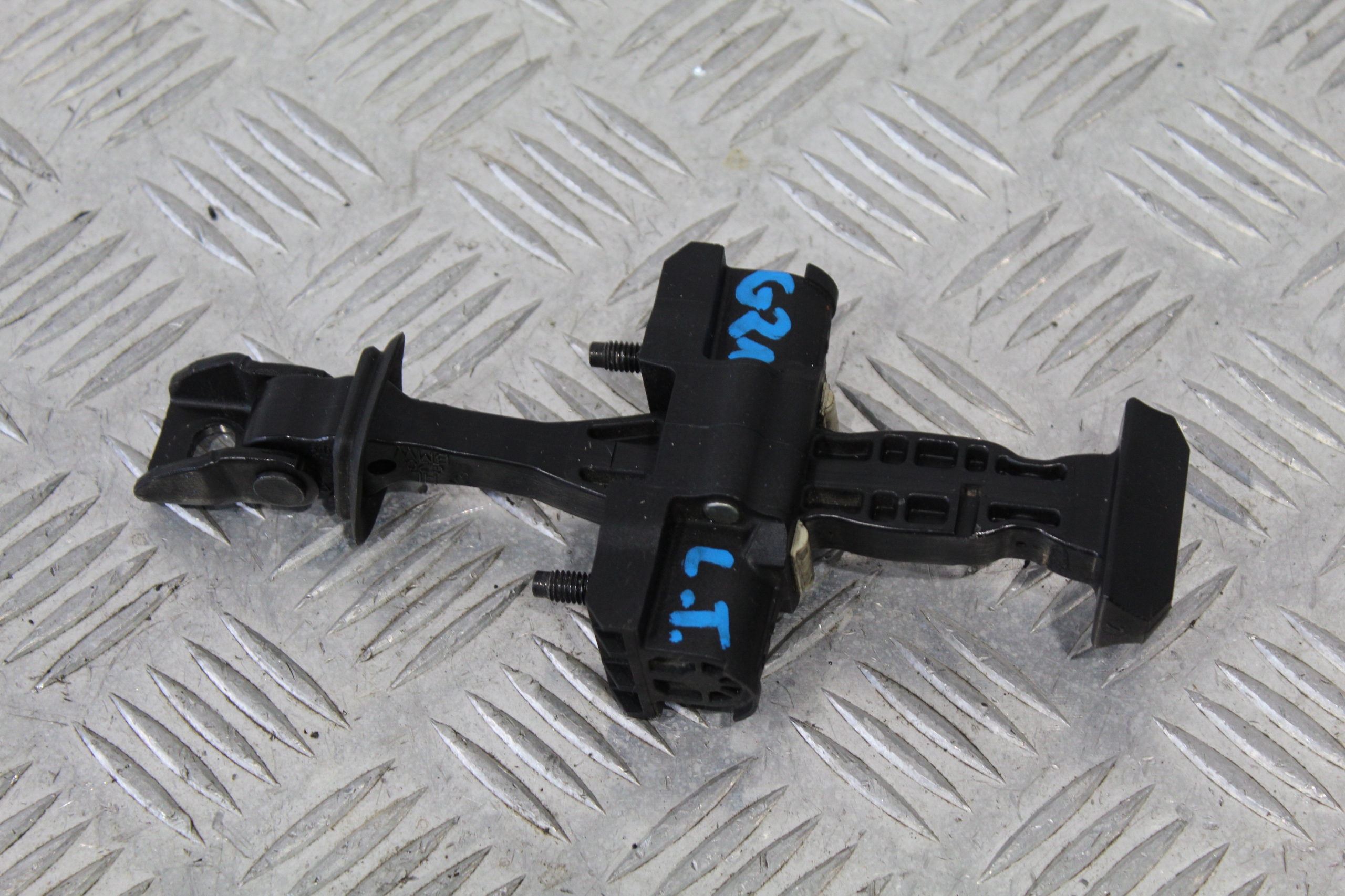 limiter door left rear part BMW 3 G20 G21