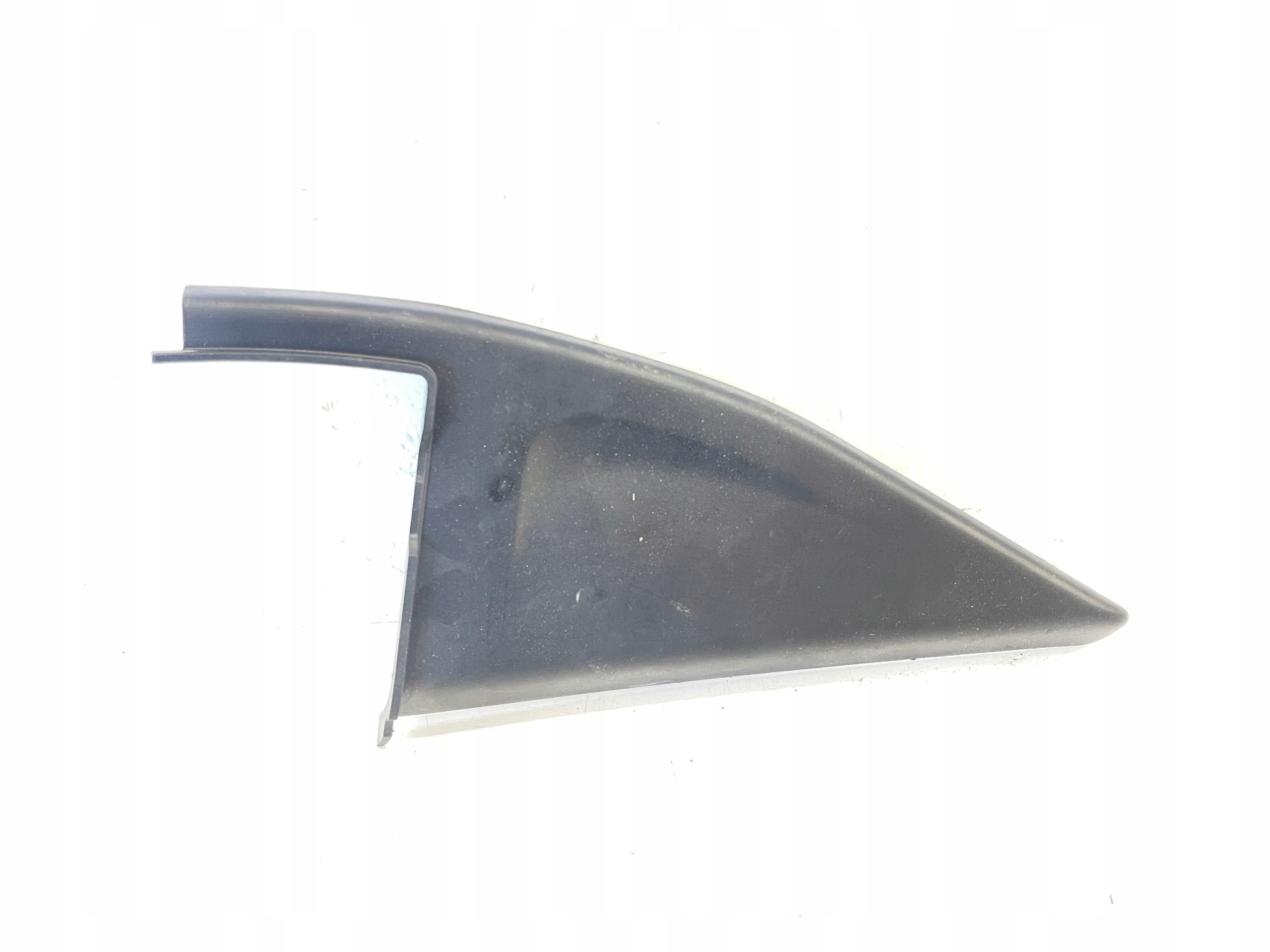 BMW 2 F45 moulding Panel corner rear part left 7301507