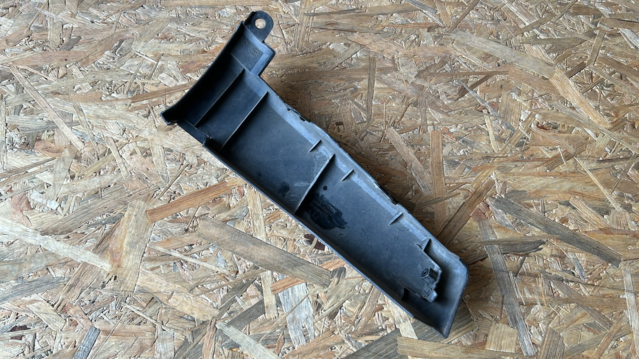 moulding of a bumper left left front front TOYOTA C-HR CHR 19-21