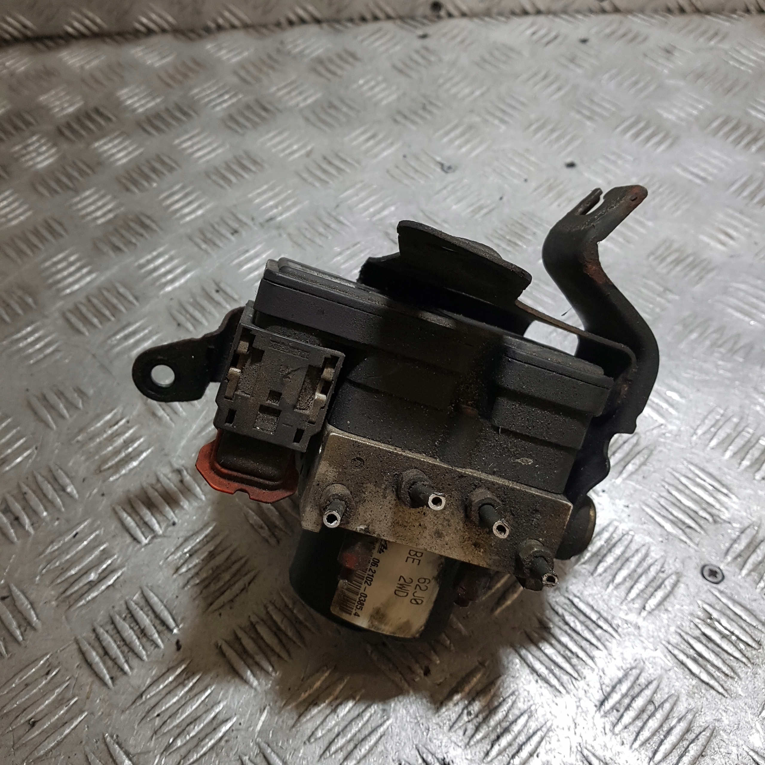 pump ABS SUZUKI SWIFT 4 06210905683