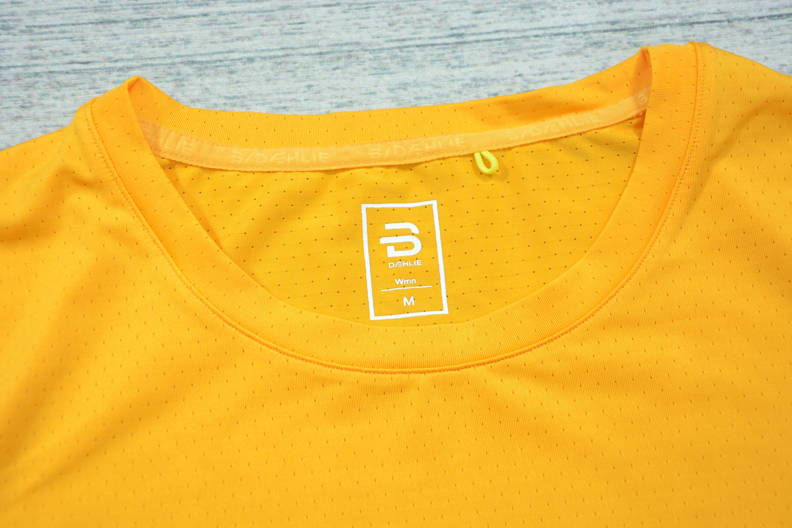 BORN DAEHLIE Stamina Lekka Koszulka Strech __ M Kolekcja ...