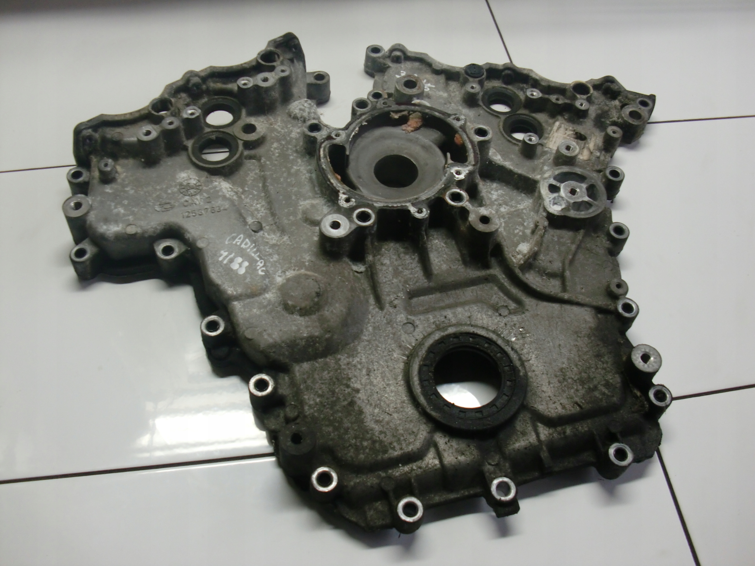 CADILLAC CTS 3.6 V6 LY7 Couvercle carter distribution 12587634
