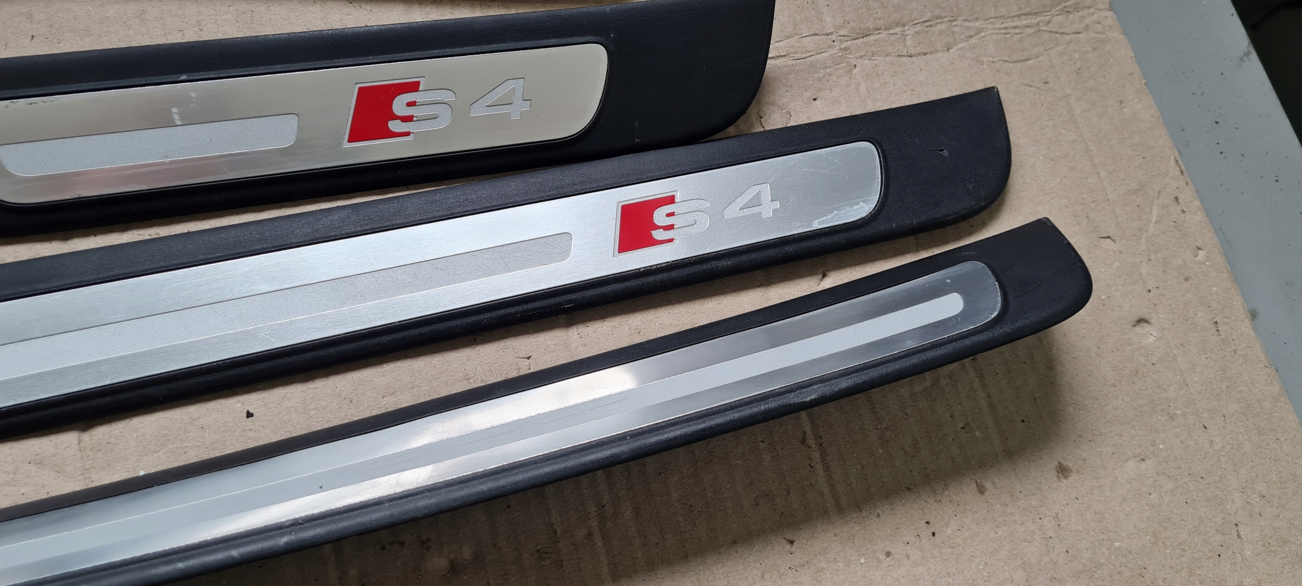 S4 B8 LIFT A4 moulding mouldings threshold caps SLINE 4X front rear part
