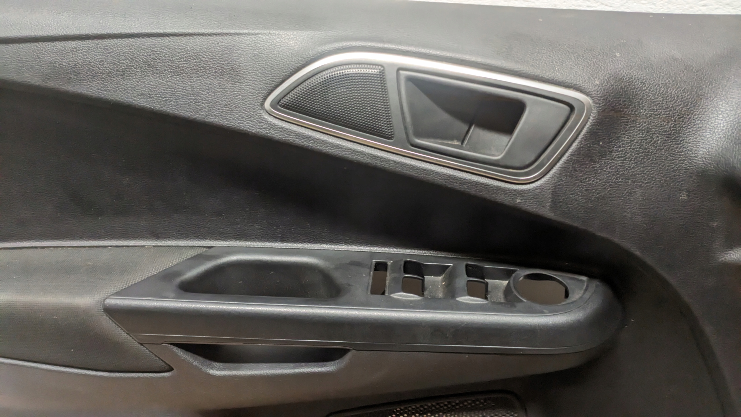 FORD B-MAX 12R 1.0 EB side upholstery door left front AV11-R23943-A