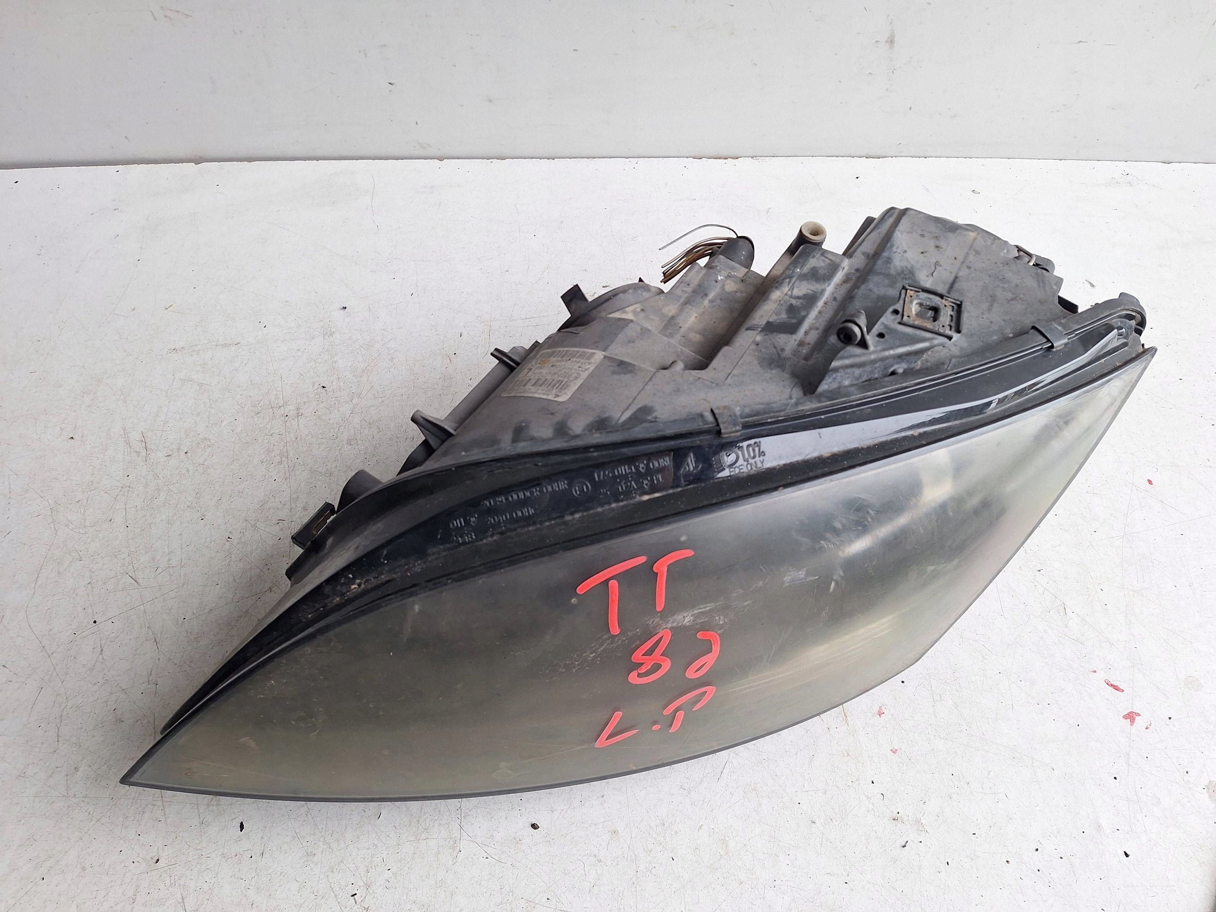 AUDI TT 8J 06-14 light left lens UK-ANGLIK 8J0941003N