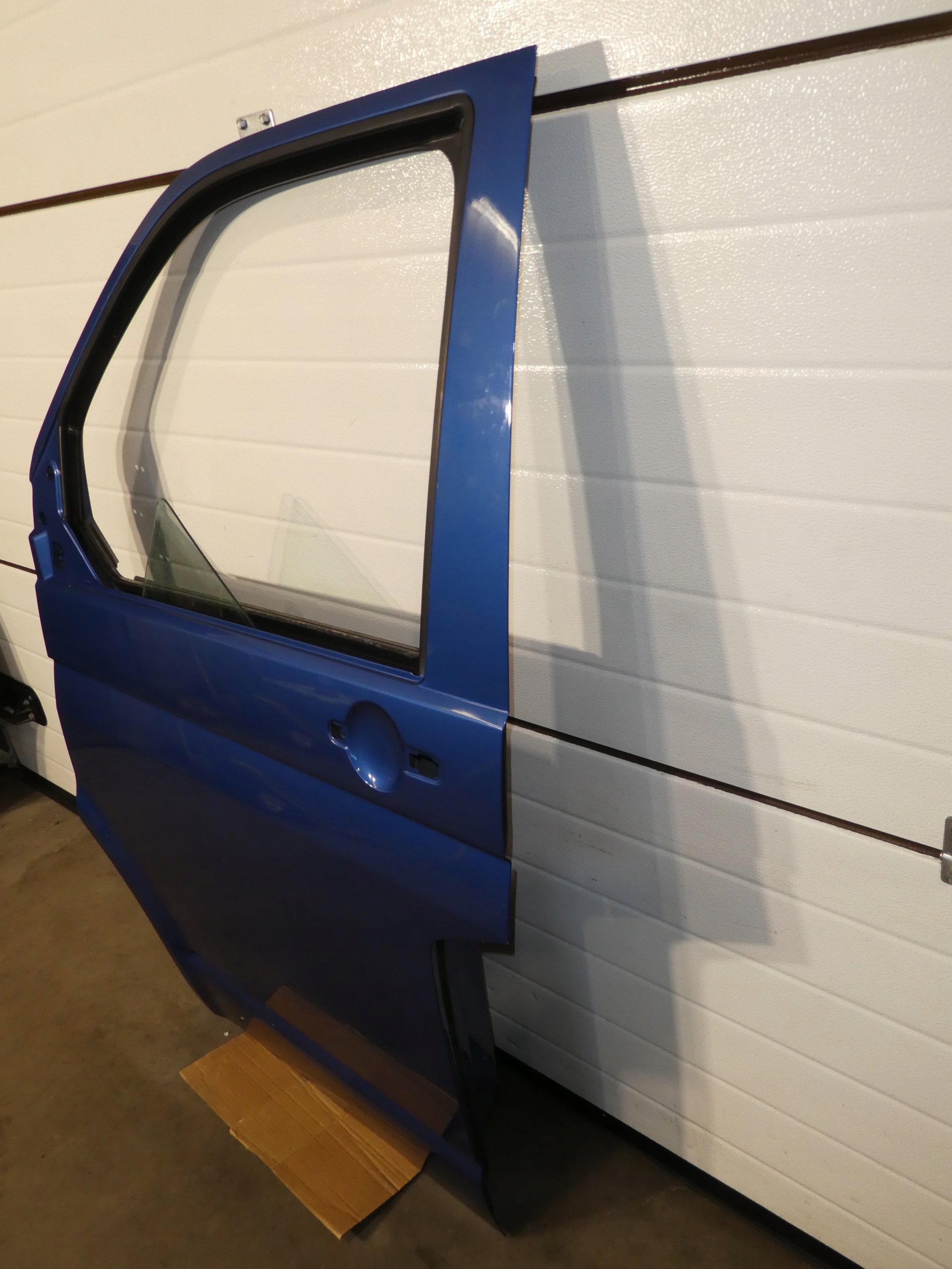 VW T5 LIFT MULTIVAN door left front 12R