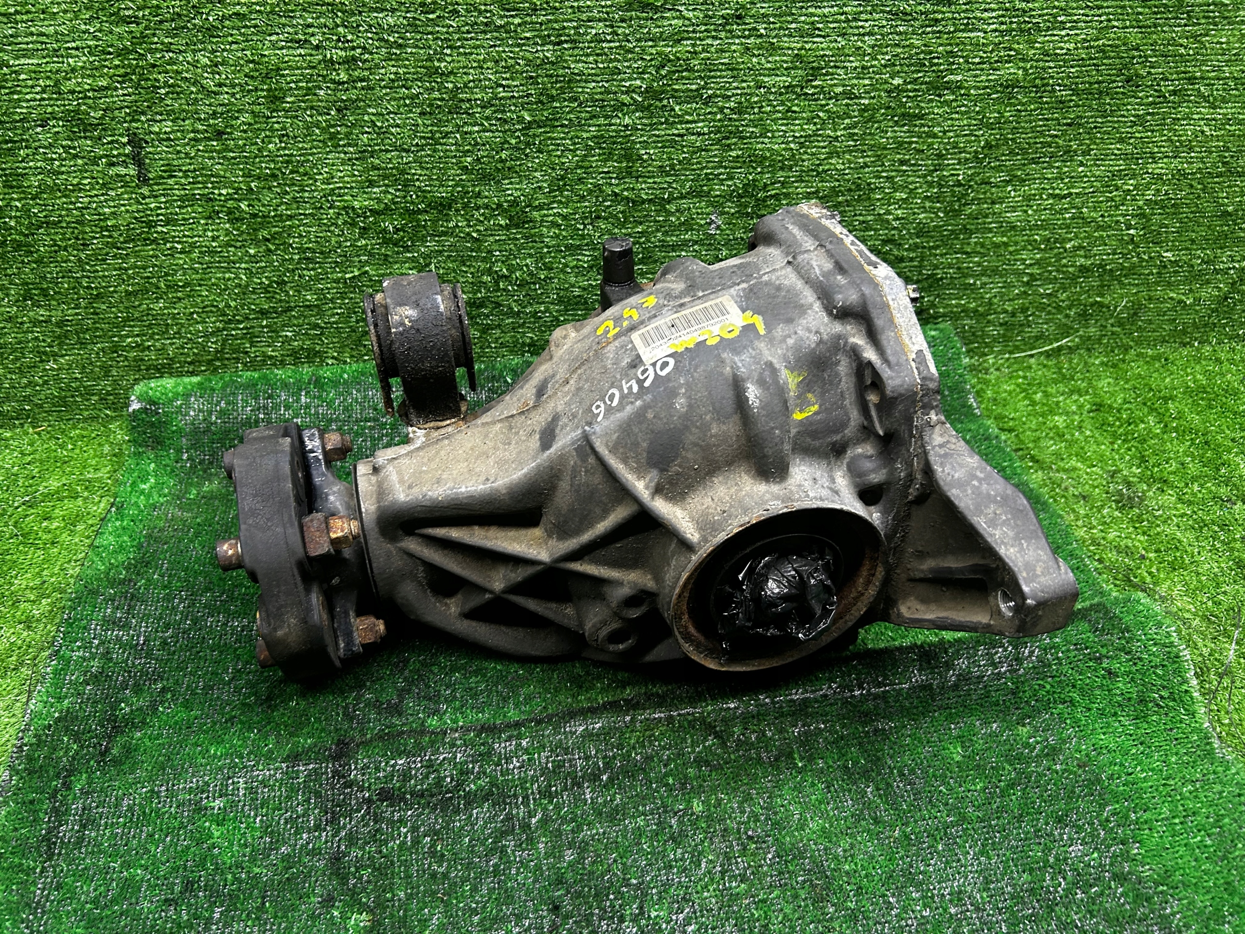 MOST DYFER TYŁ MERCEDES W204 W207 320 CDI 2043502414 2.47