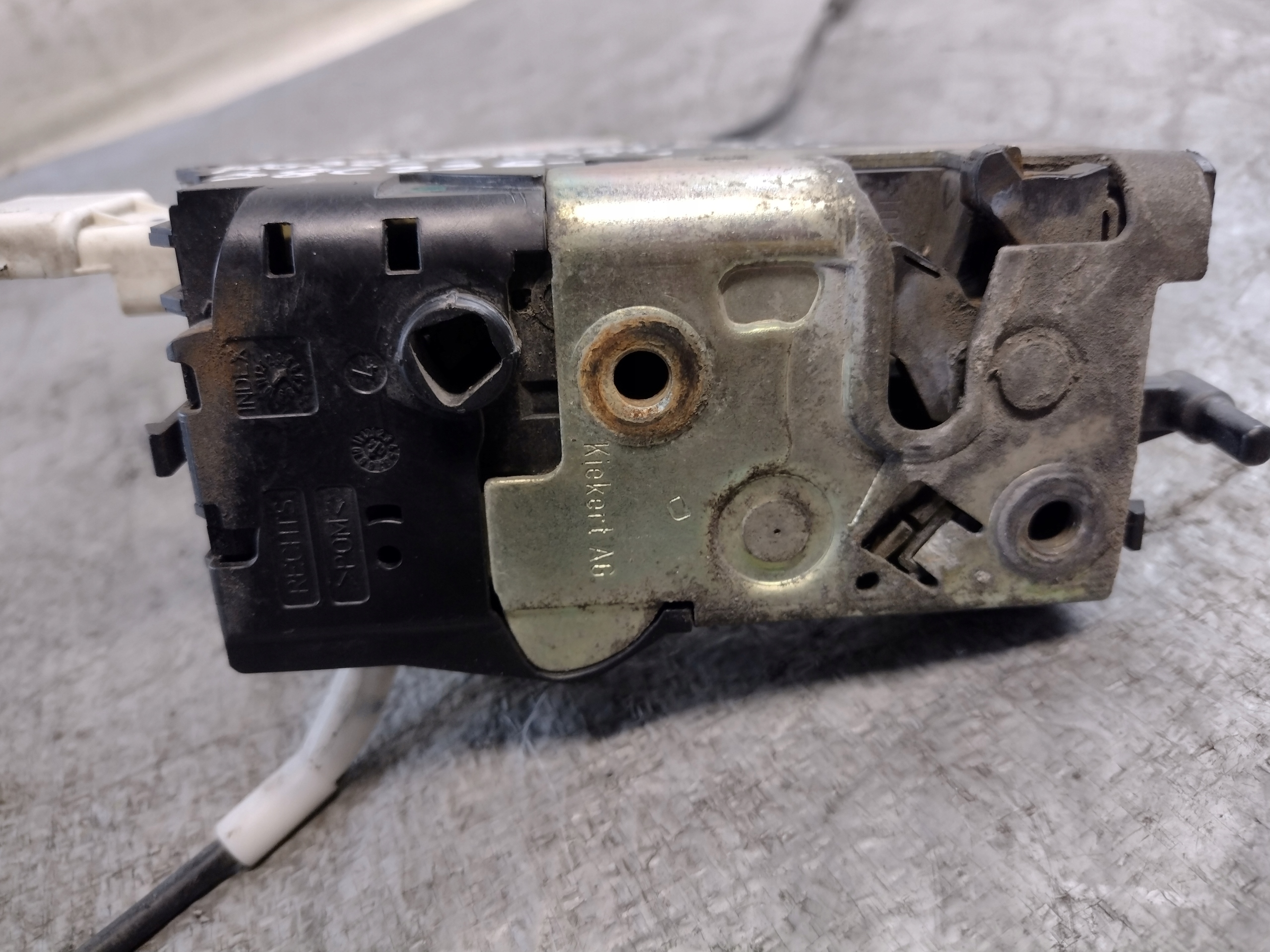 lock door handle inner right front Peugeot 407