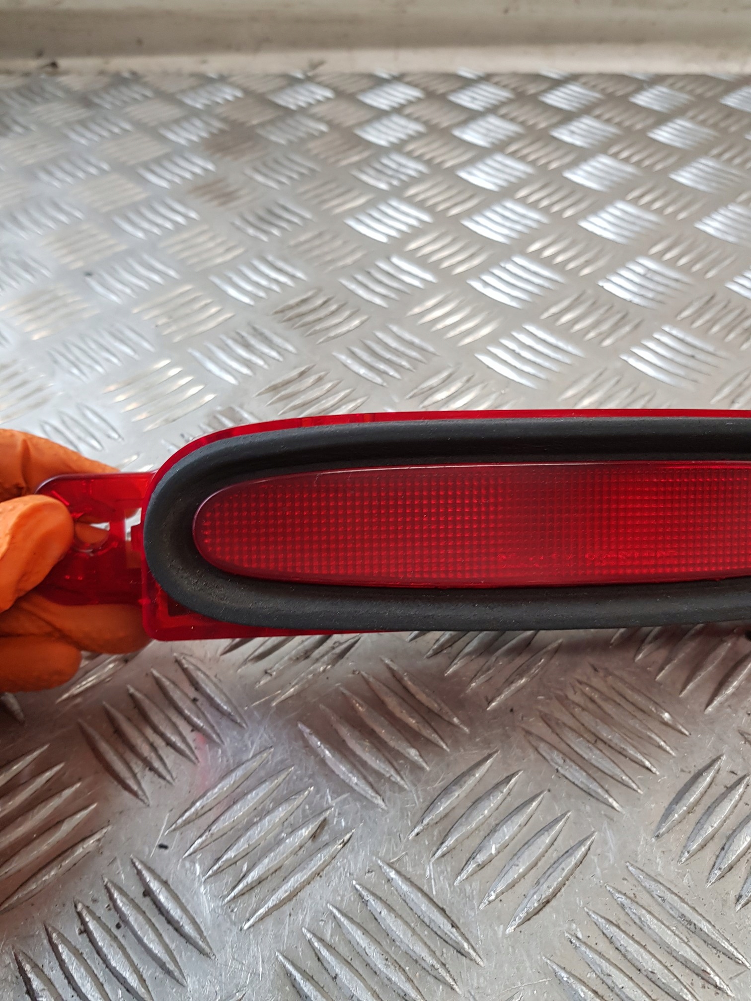 third brake light P3067 MAZDA 3 and sedan 05R
