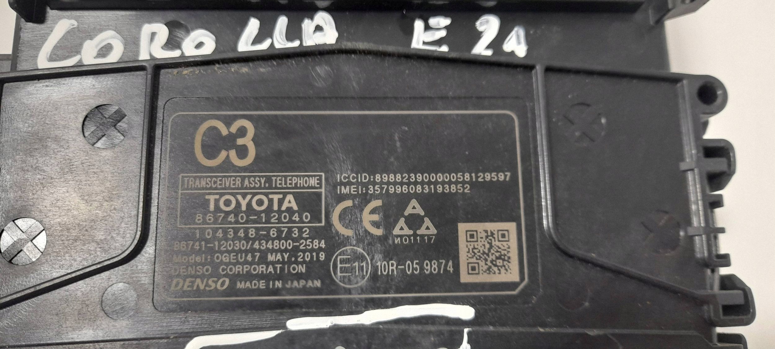 Toyota Corolla E21 control unit telefonu 8674012040 (MD436)