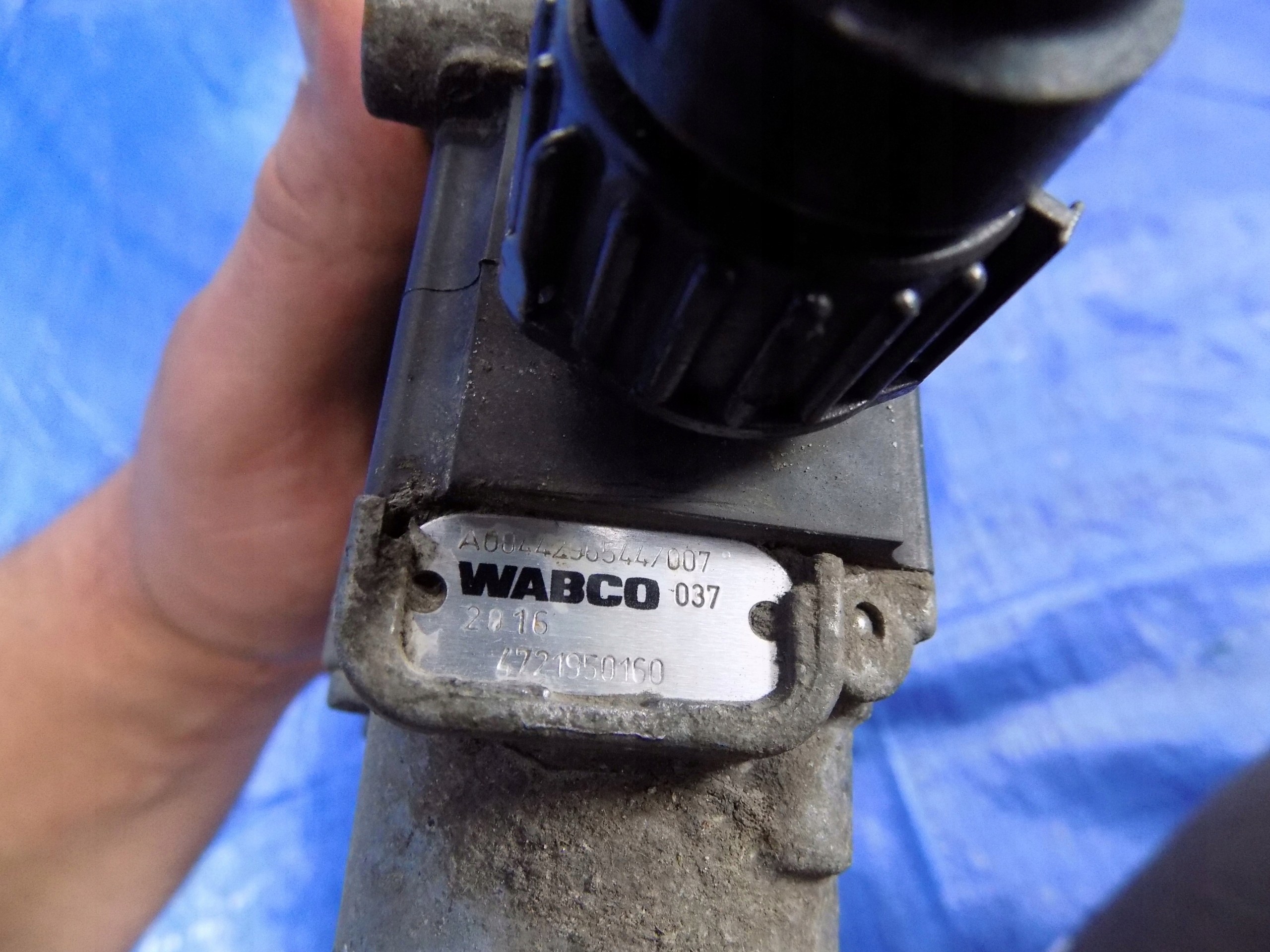 Sensor MODULATOR ABS MERCEDES ATEGO 1218 2011R