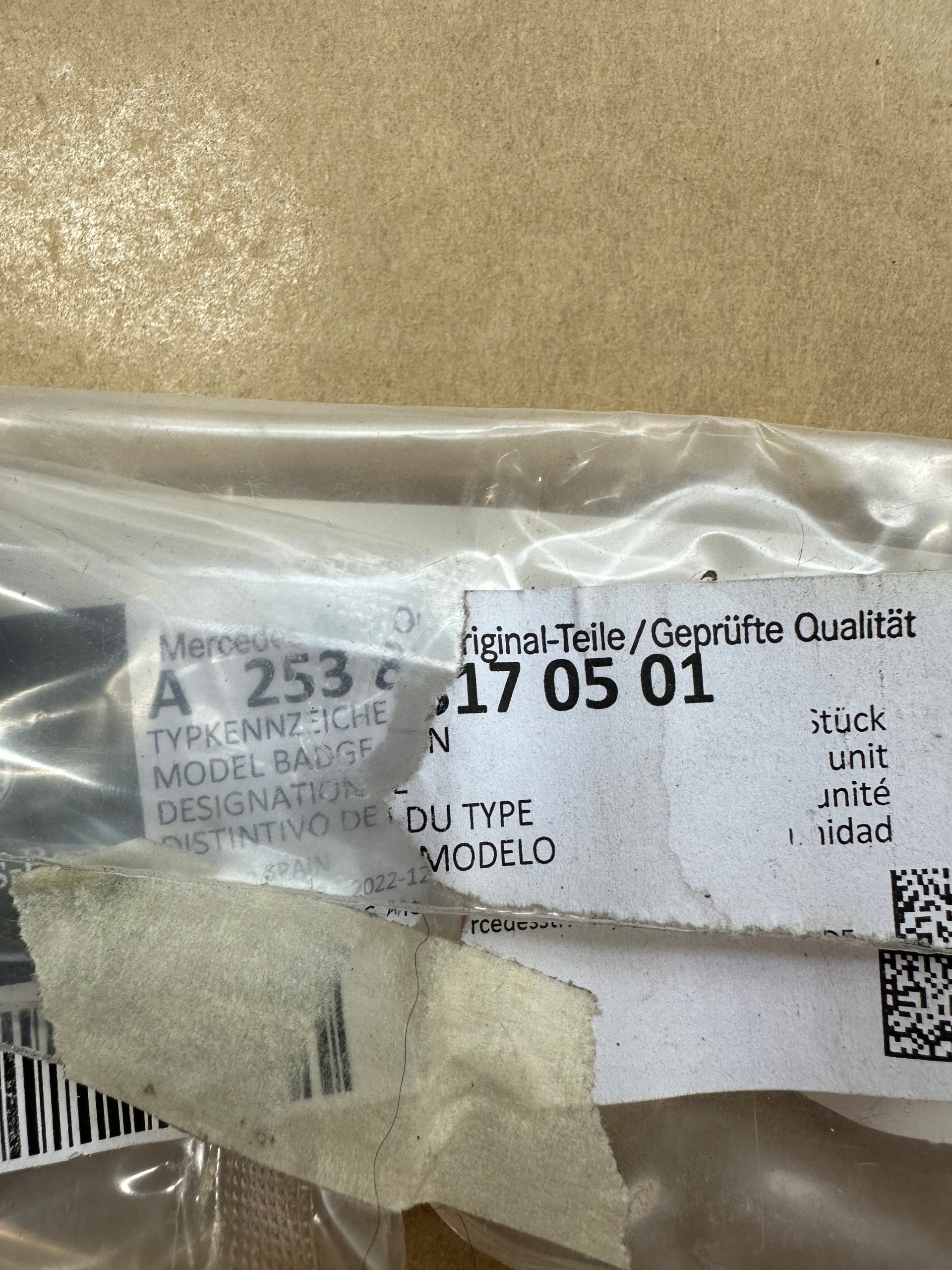 MERCEDES-BEN GLC300DE EMBLEMAT NAPIS Marka Mercedes-Benz