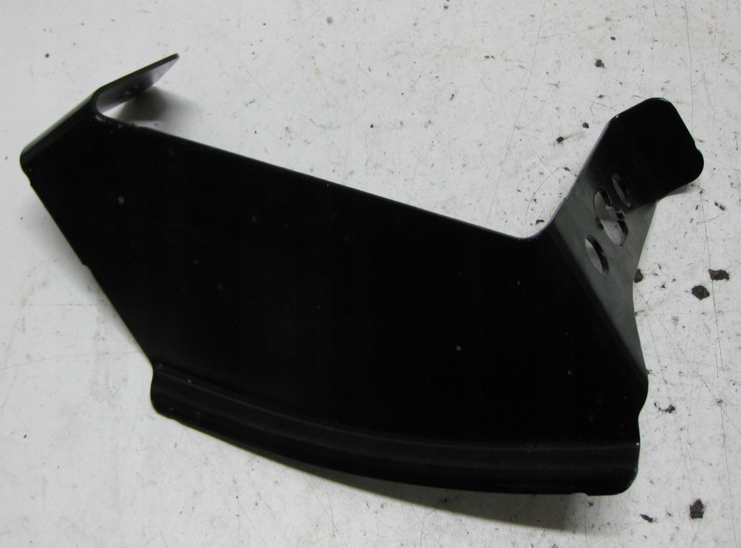 RENAULT MASTER III left holder of a bumper front 764216334R