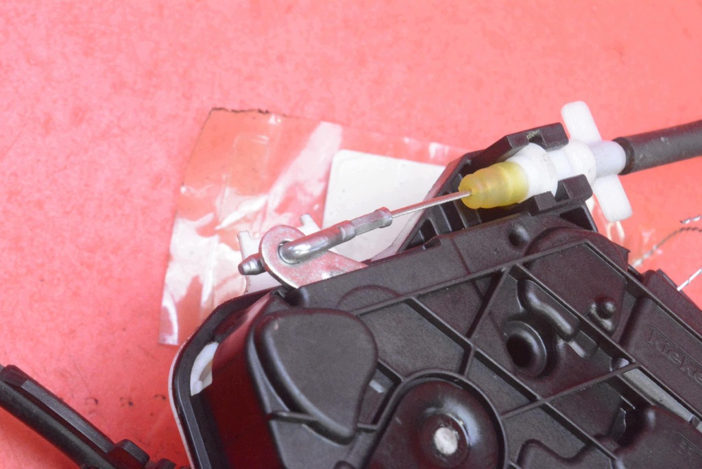 lock door right front front EU 5K1837016B VW GOLF 6 VI 5D HB 08-15