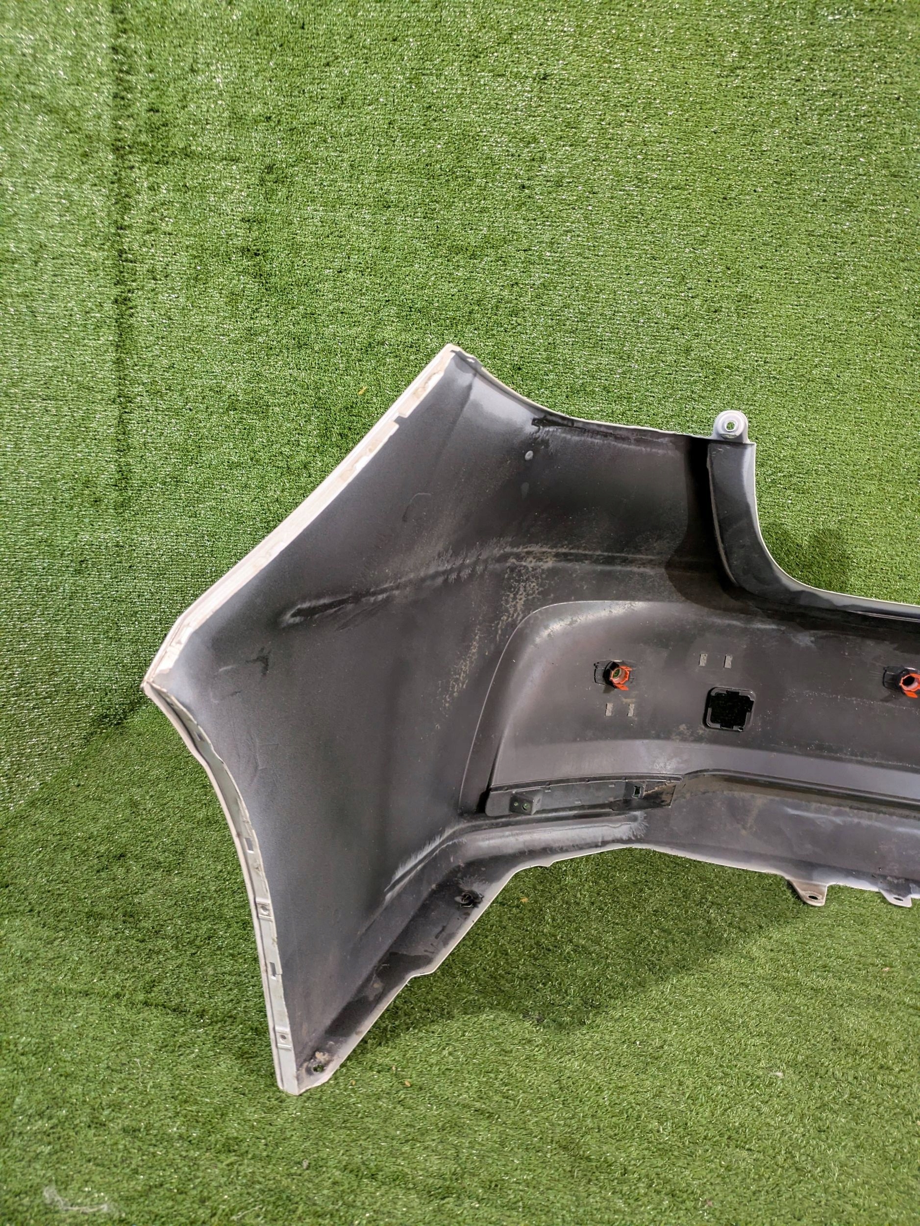 lökhárító hátsó far TOYOTA COROLLA E21 SEDAN NR.8372