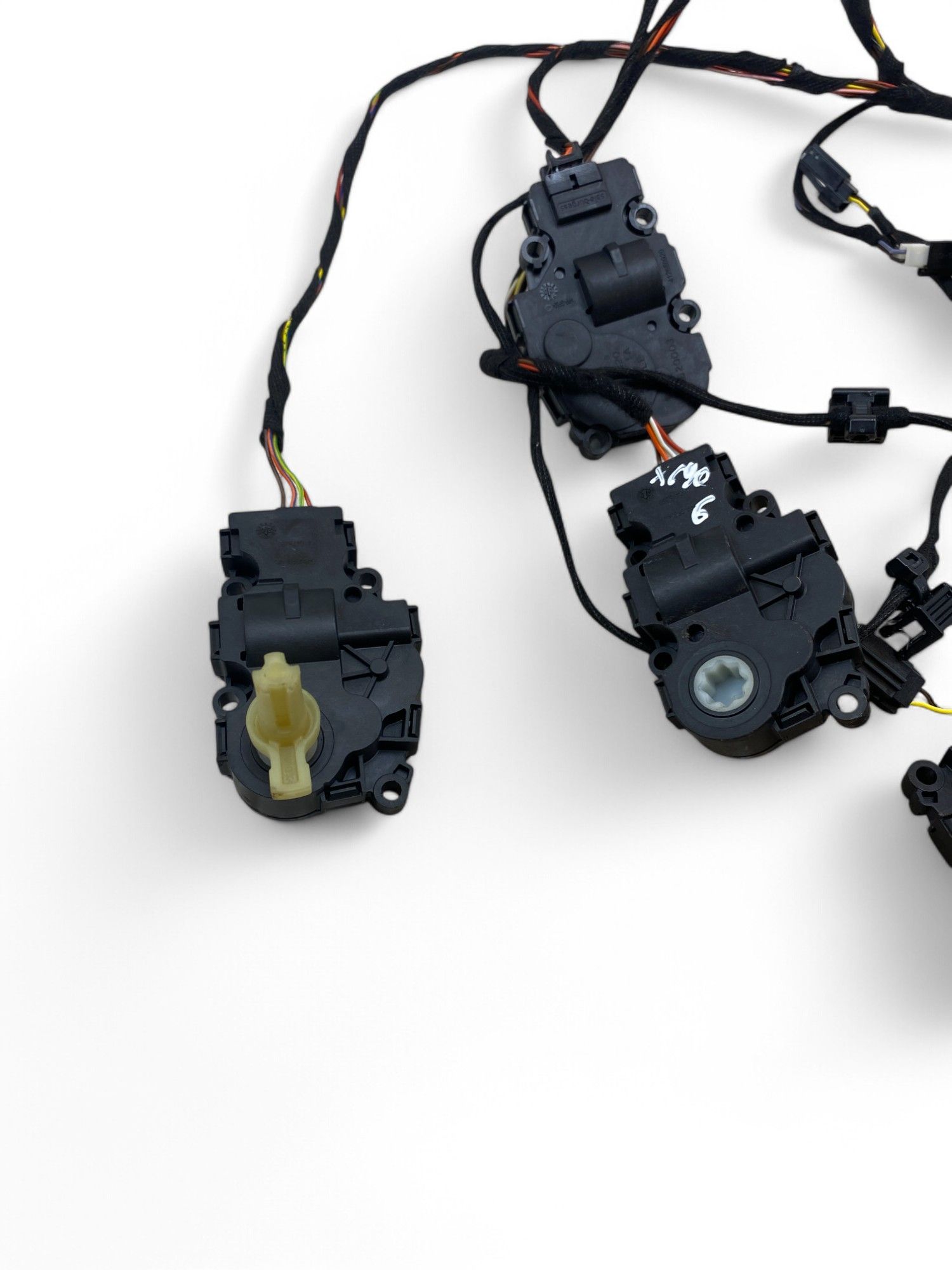 volvo XC90 2021 моторчик печки