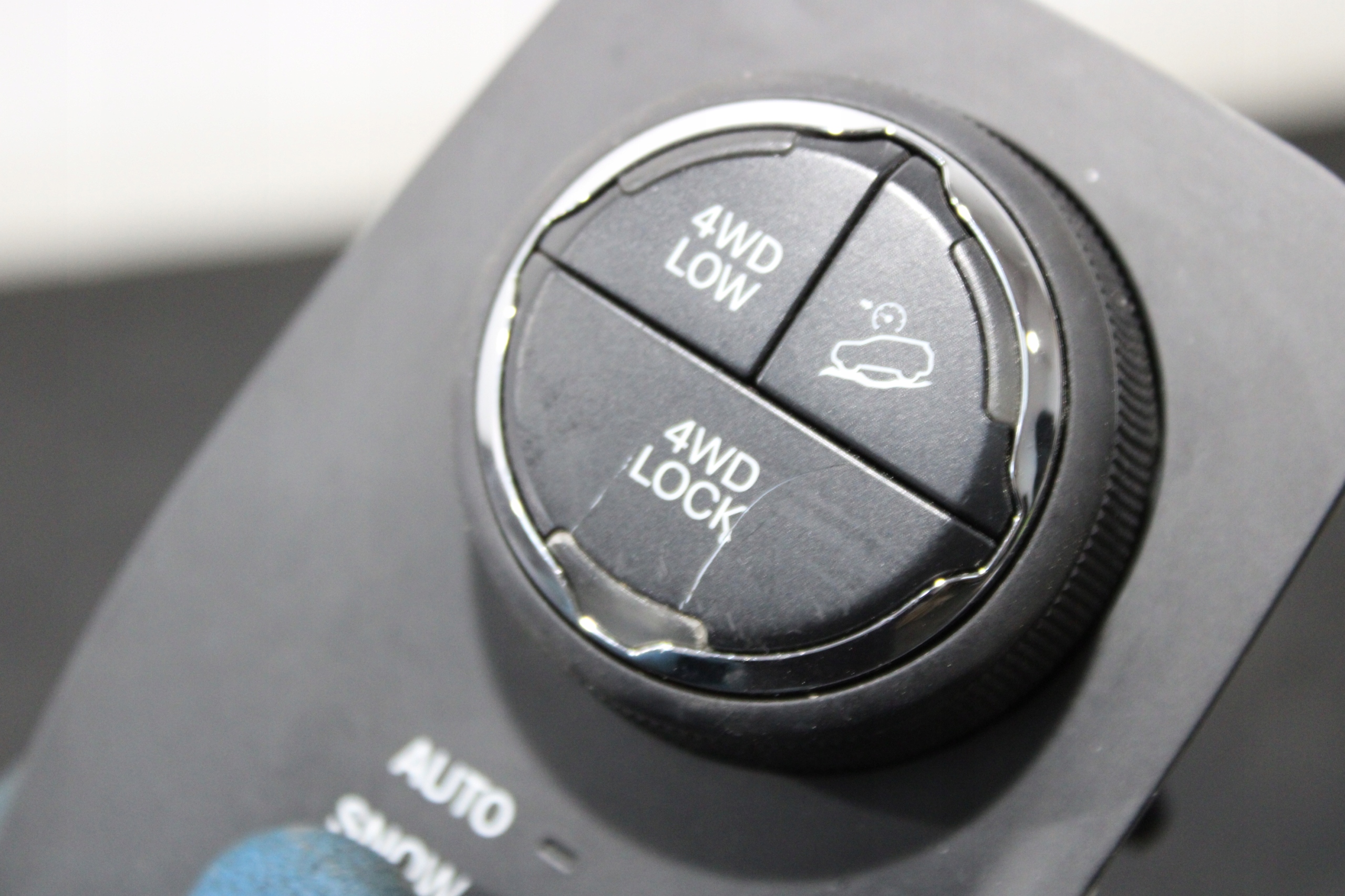 COMMANDES CONSOLE 4WD LOW LOCK JEEP RENEGADE 735604040