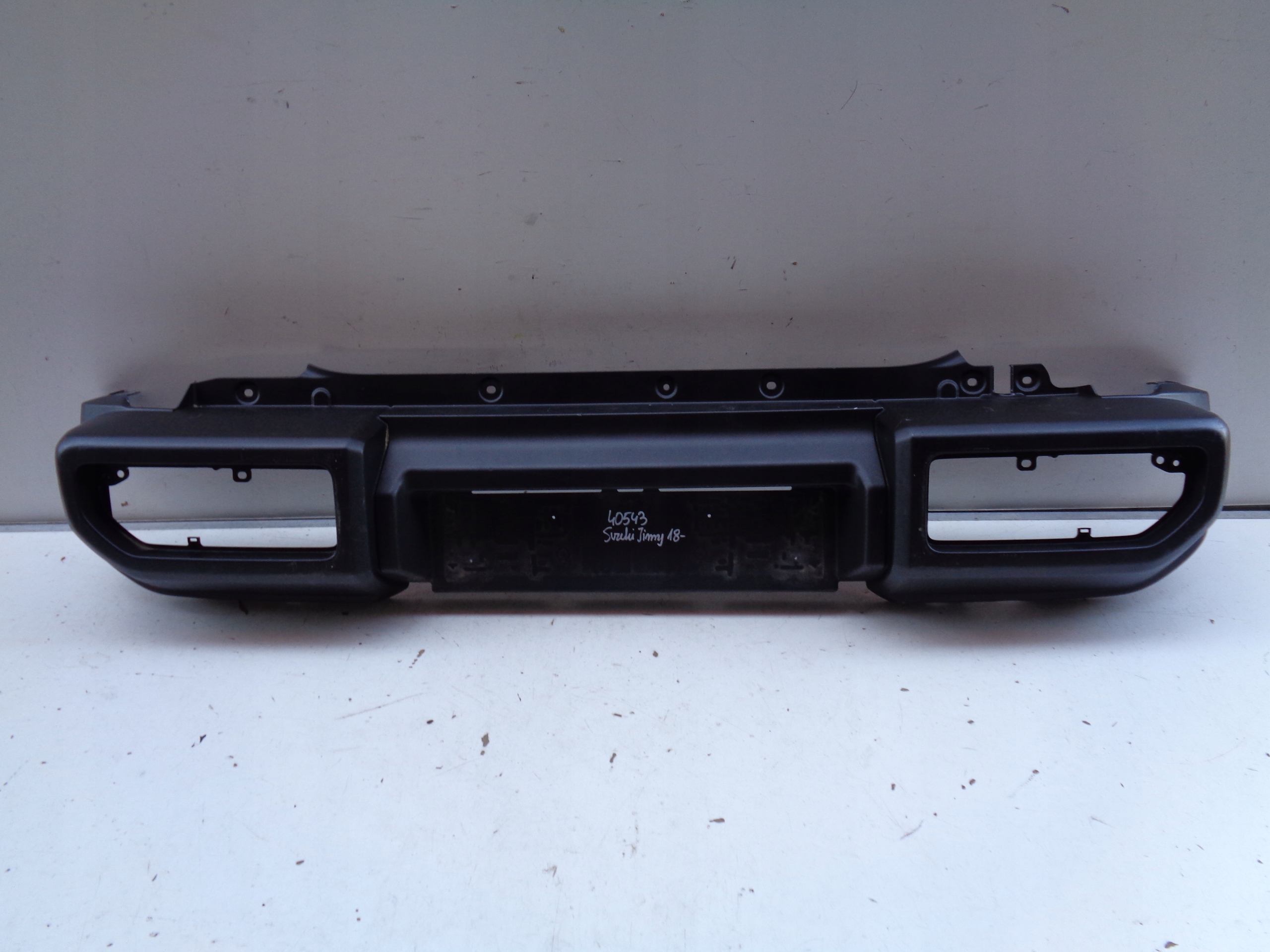 bumper rear SUZUKI JIMNY 18- NR 40543