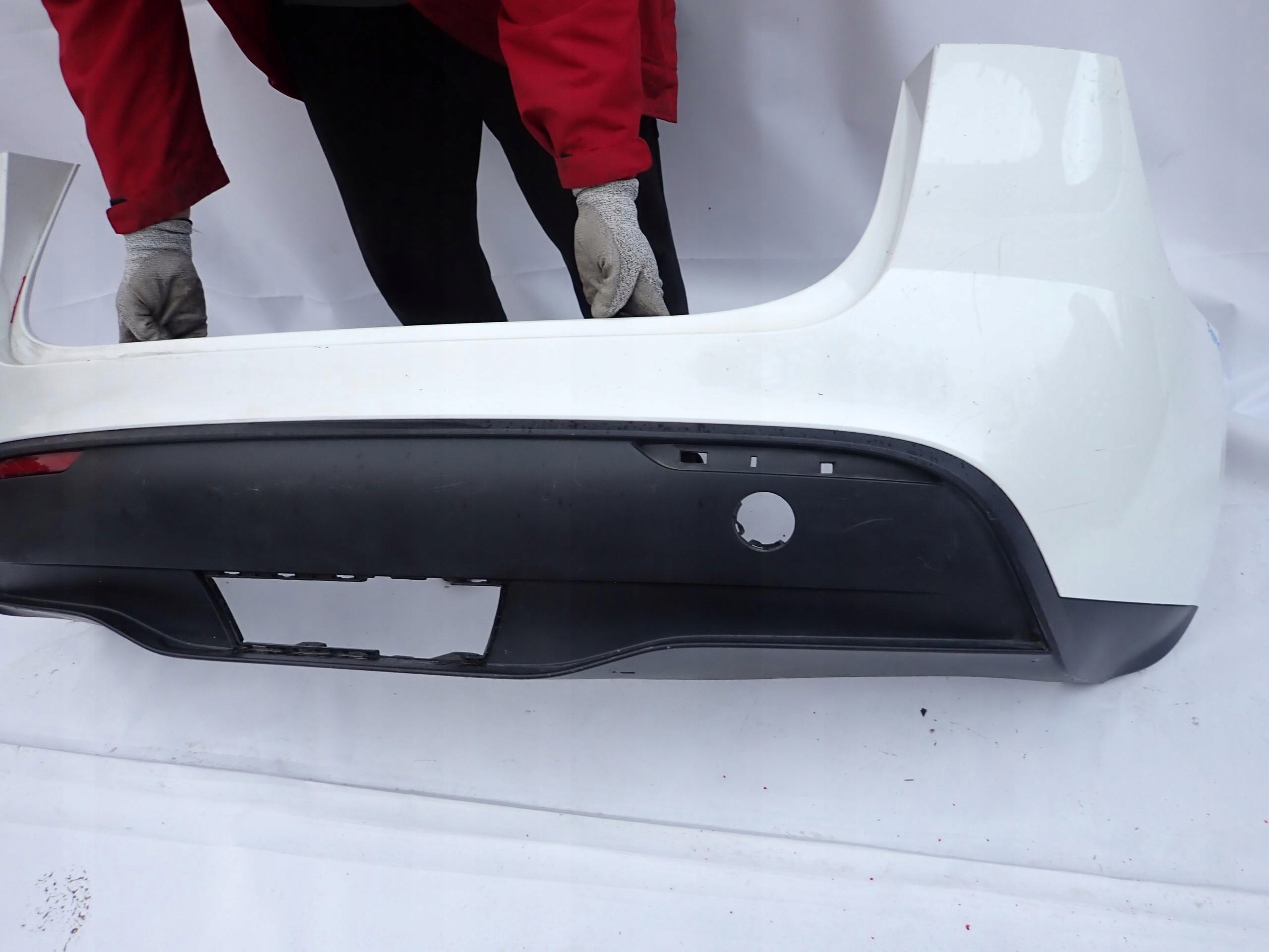 TESLA MODEL Y 20- bumper rear part rear PDC