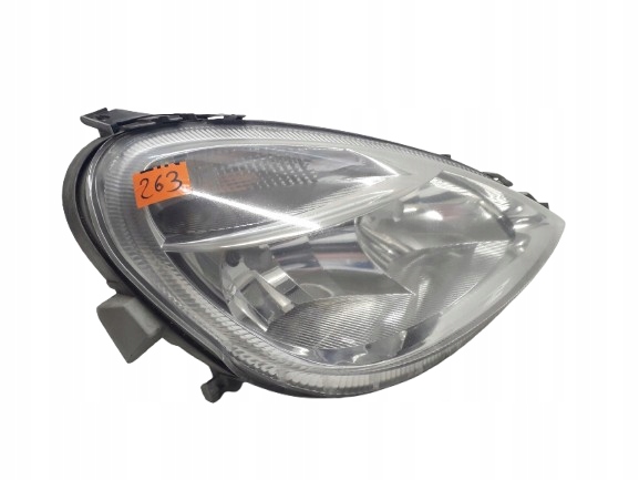 MERCEDES A W168 LIFT 01-04 LAMPA PRAWA PRZEDNIA A1688201861 - ŁADNA - CAŁA