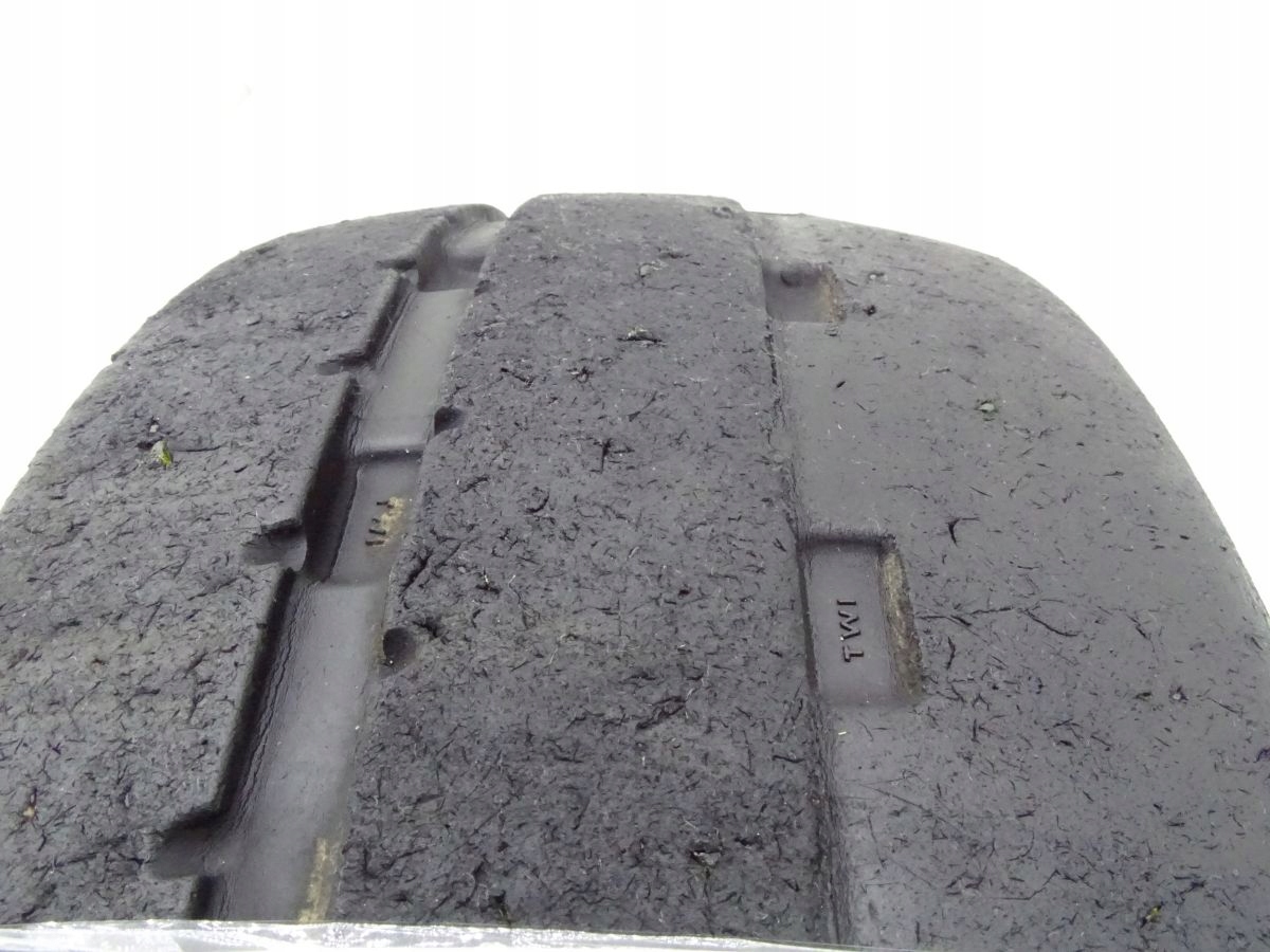 OPONA CONTINENTAL CONTIRV20 VELOCITY 6.50R10 #G338 Model CONTIRV20 VELOCITY