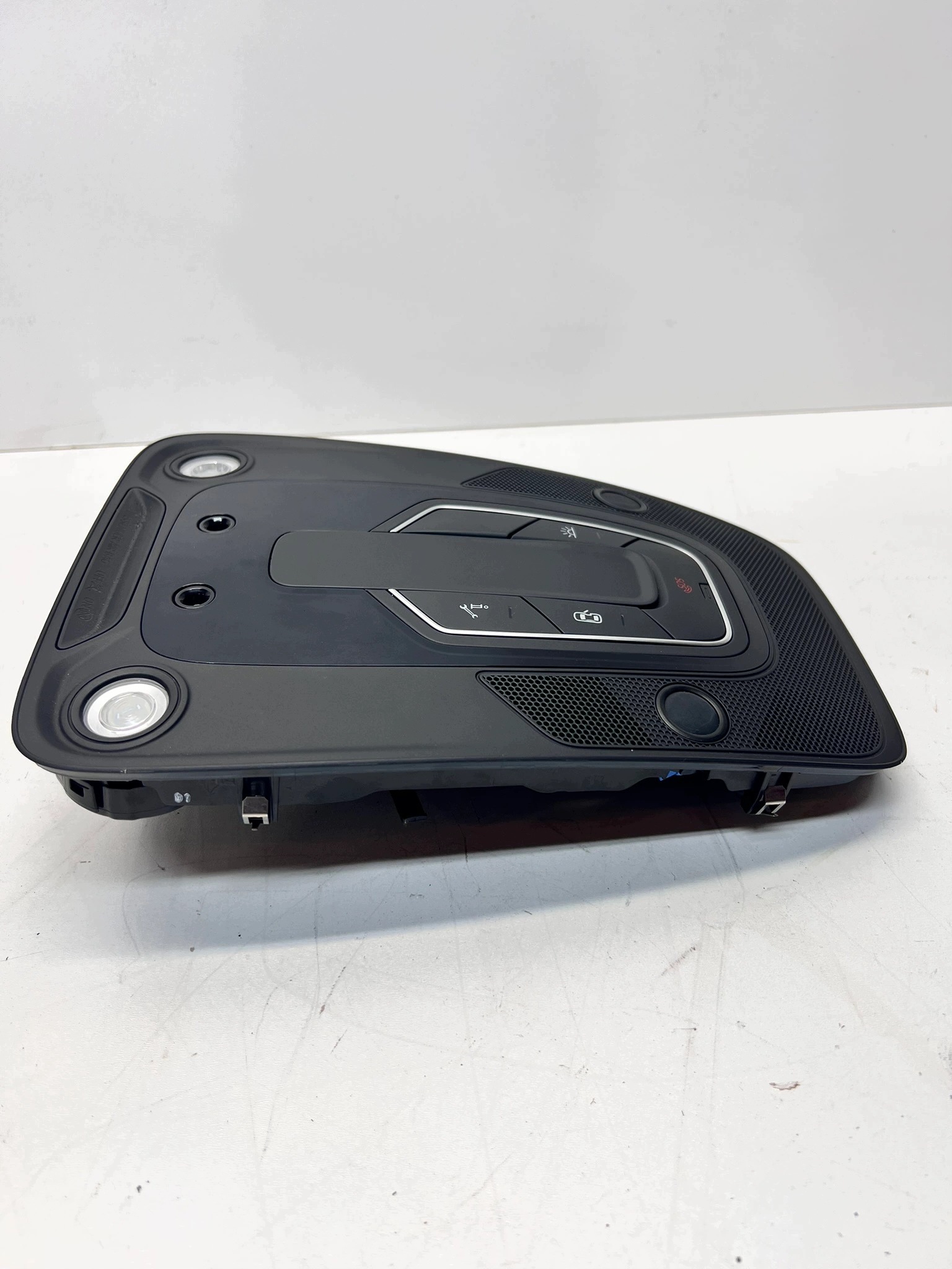 light OSWIETLENIE cabs AUDI A4 B9 A5 8W A6 C8 4K0947135AE 6PS
