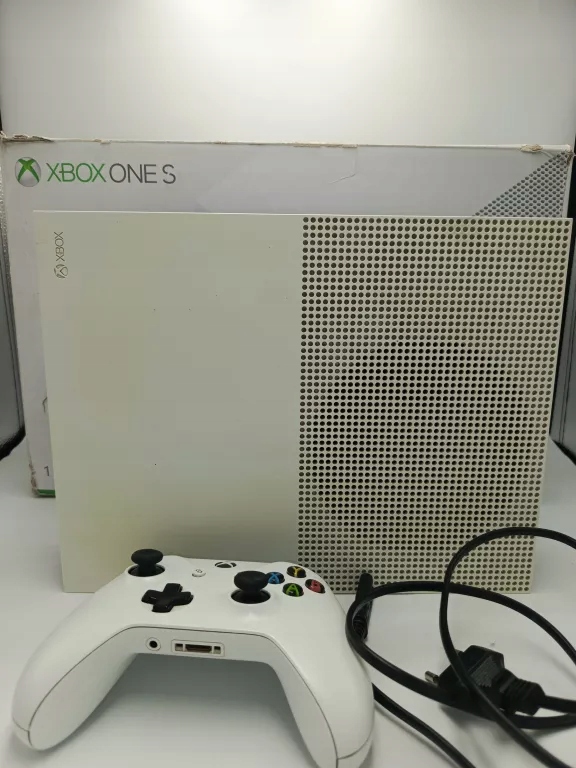 Консоль Xbox One S 1 ТБ белый