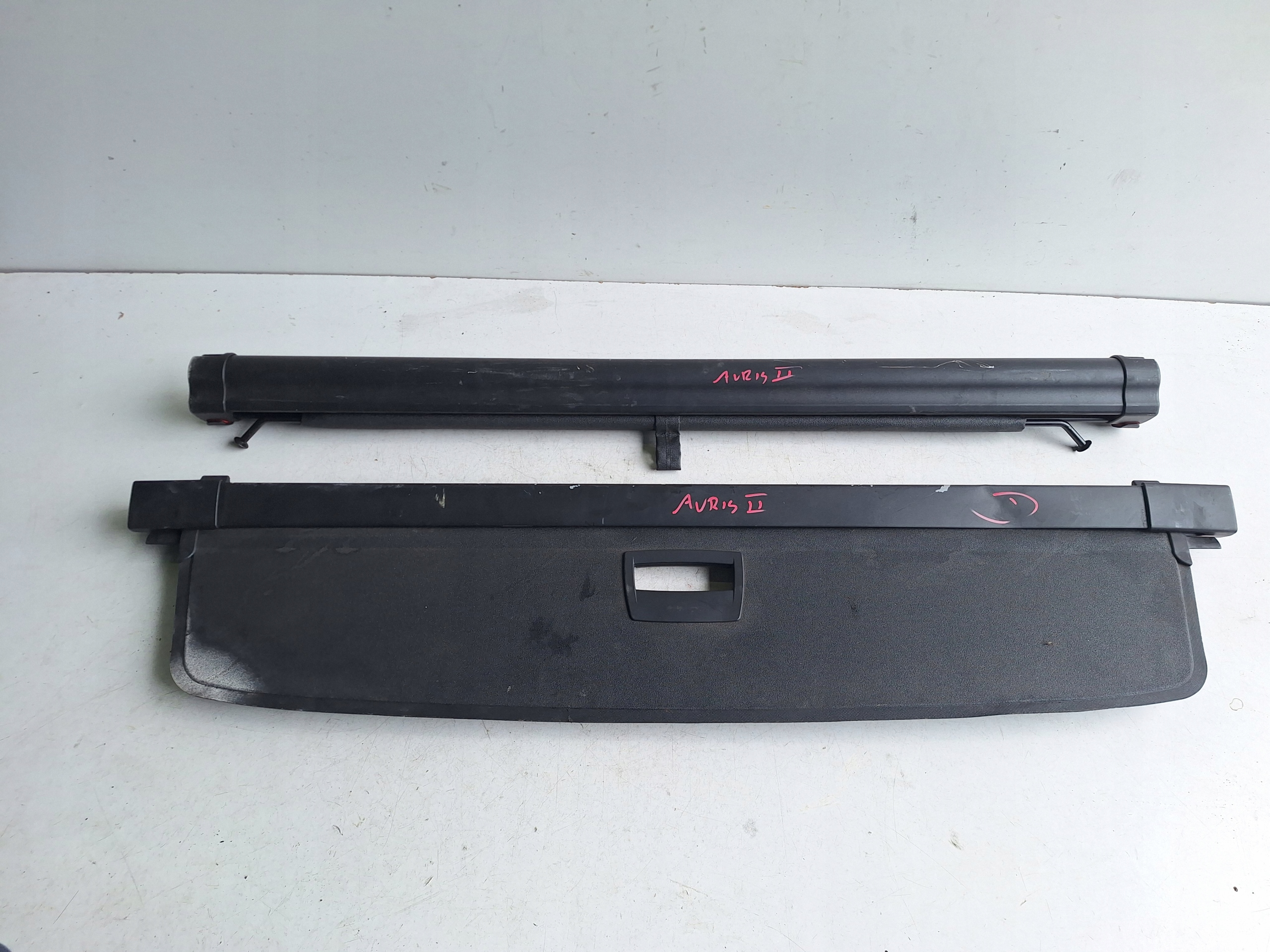 TOYOTA AURIS II E18 12-18 blinds boot KOMBI + net