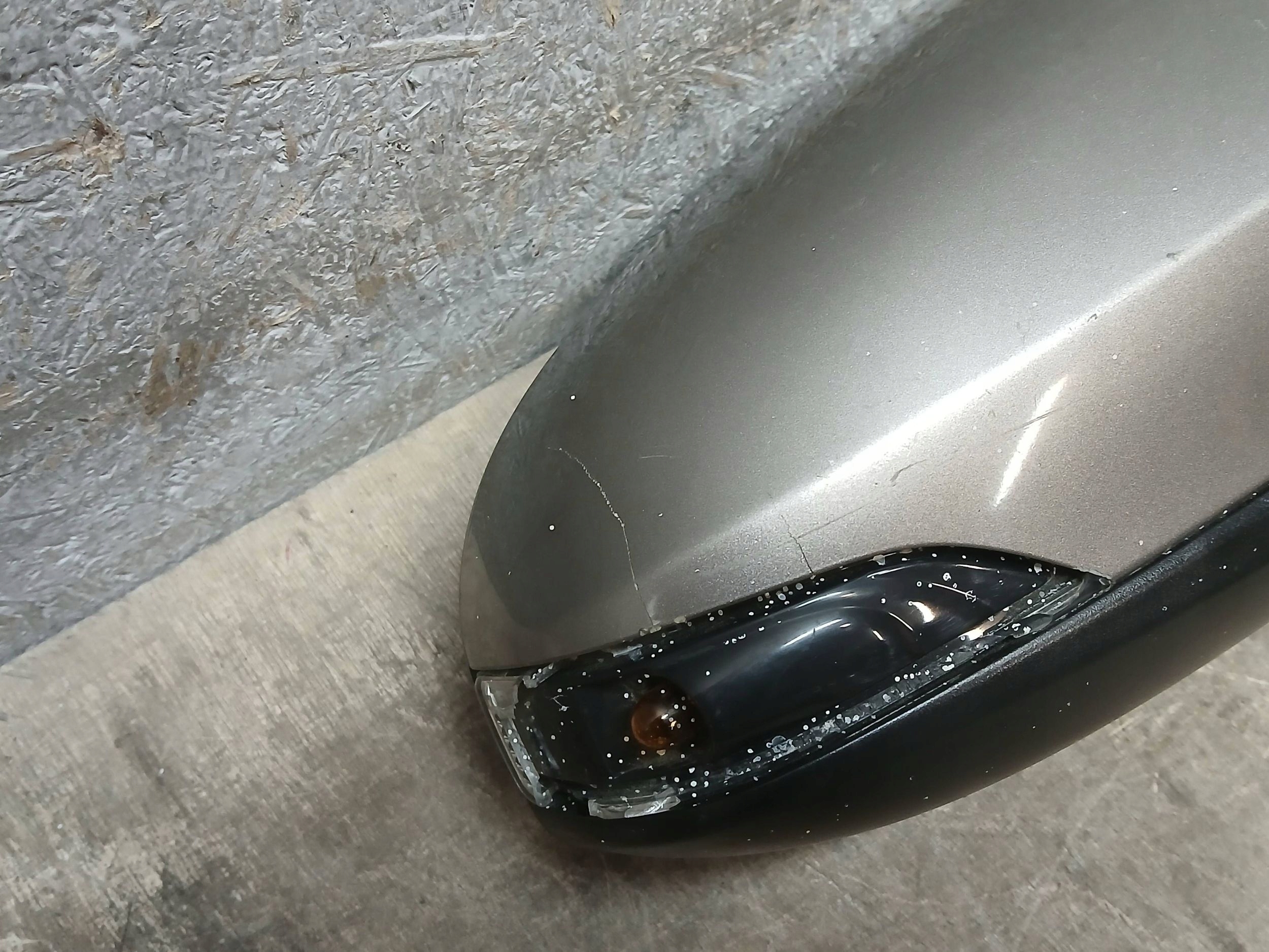mirror front right TOYOTA VERSO LIFT 13- 9PIN