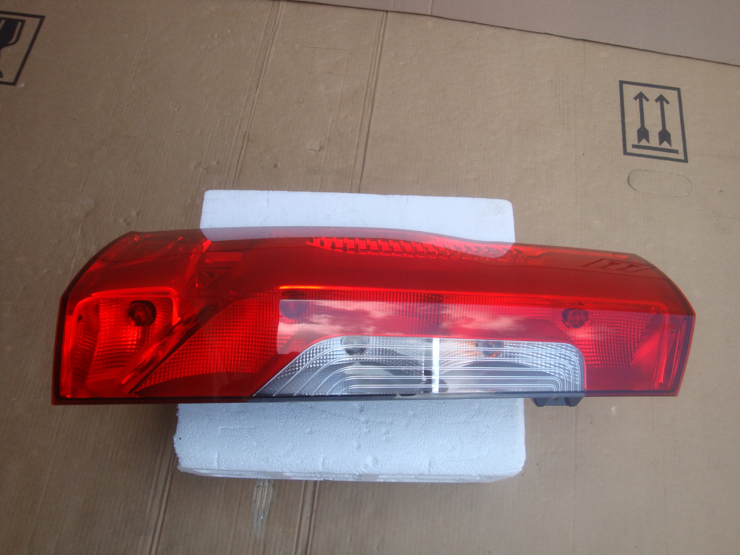 Mercedes-Benz Sprinter W907 Rückleuchte Rearlamp - Thumbnail 1