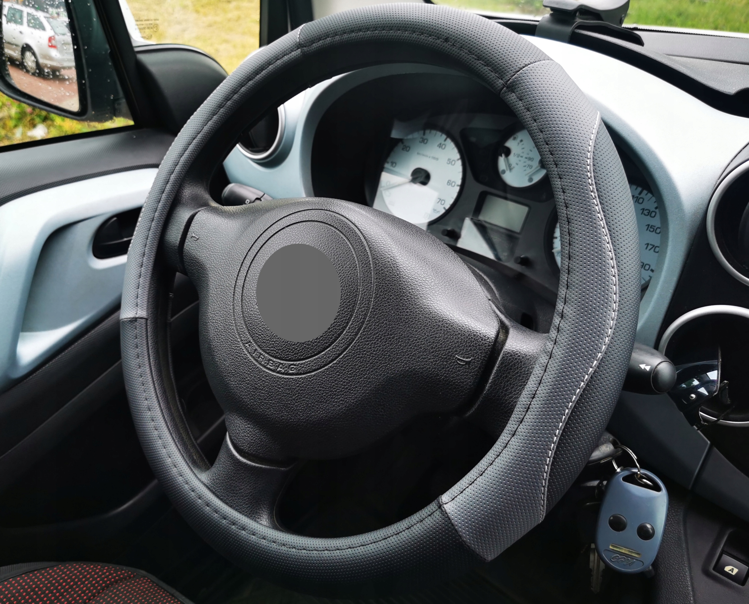 Peugeot Boxer po 2006r. Bipper pokrowiec na kierownice czarno szary 37-39cm Stan opakowania oryginalne