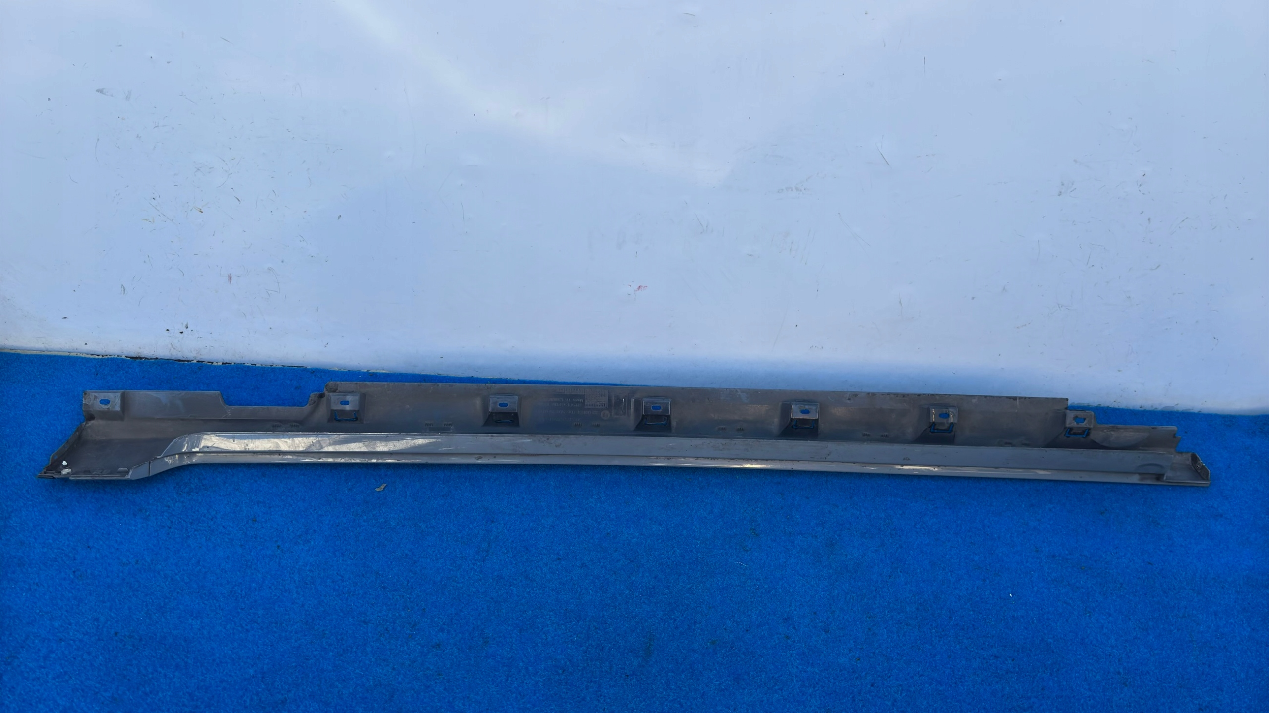VW PASSAT B8 right moulding threshold threshold 3G0853858F H572BW