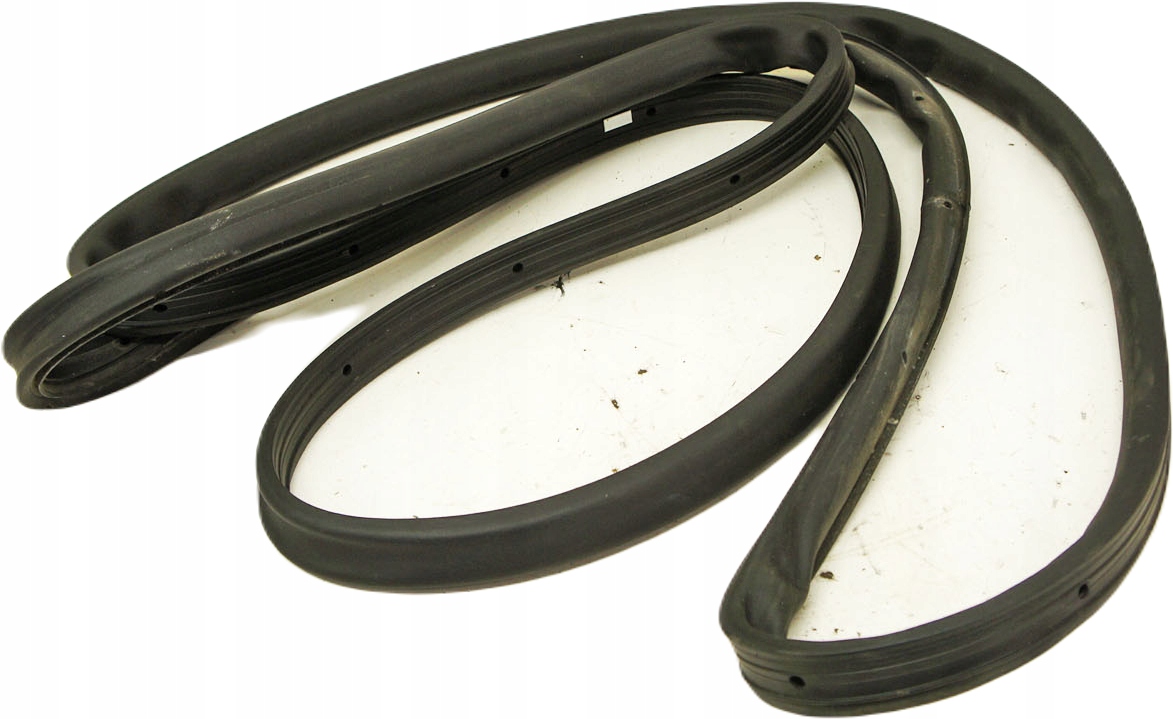 RA140 Ford Mondeo Mk5 Uszczelka Drzwi Lewy Przód