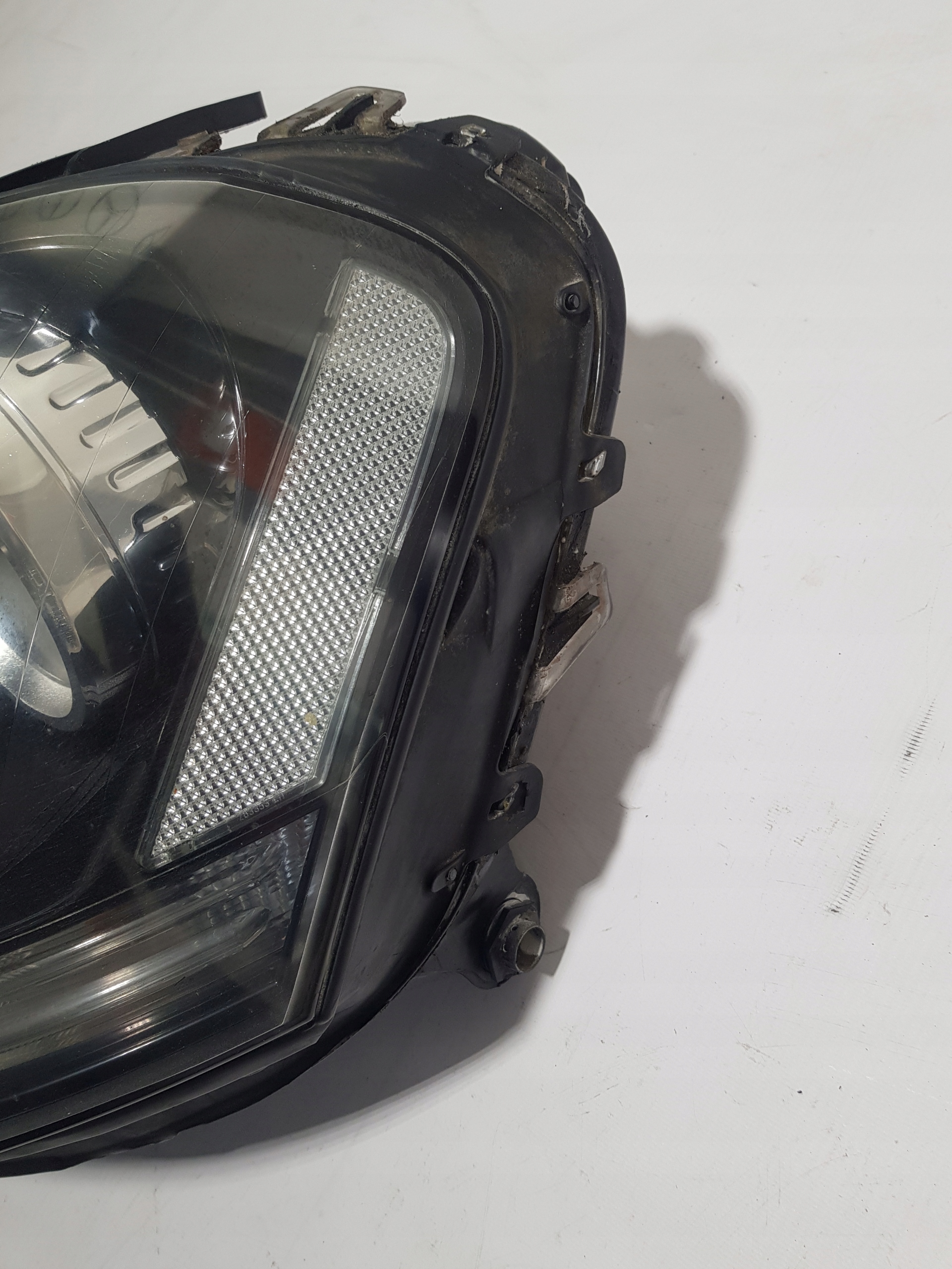 MERCEDES ML W164 AMG light left front XENON black