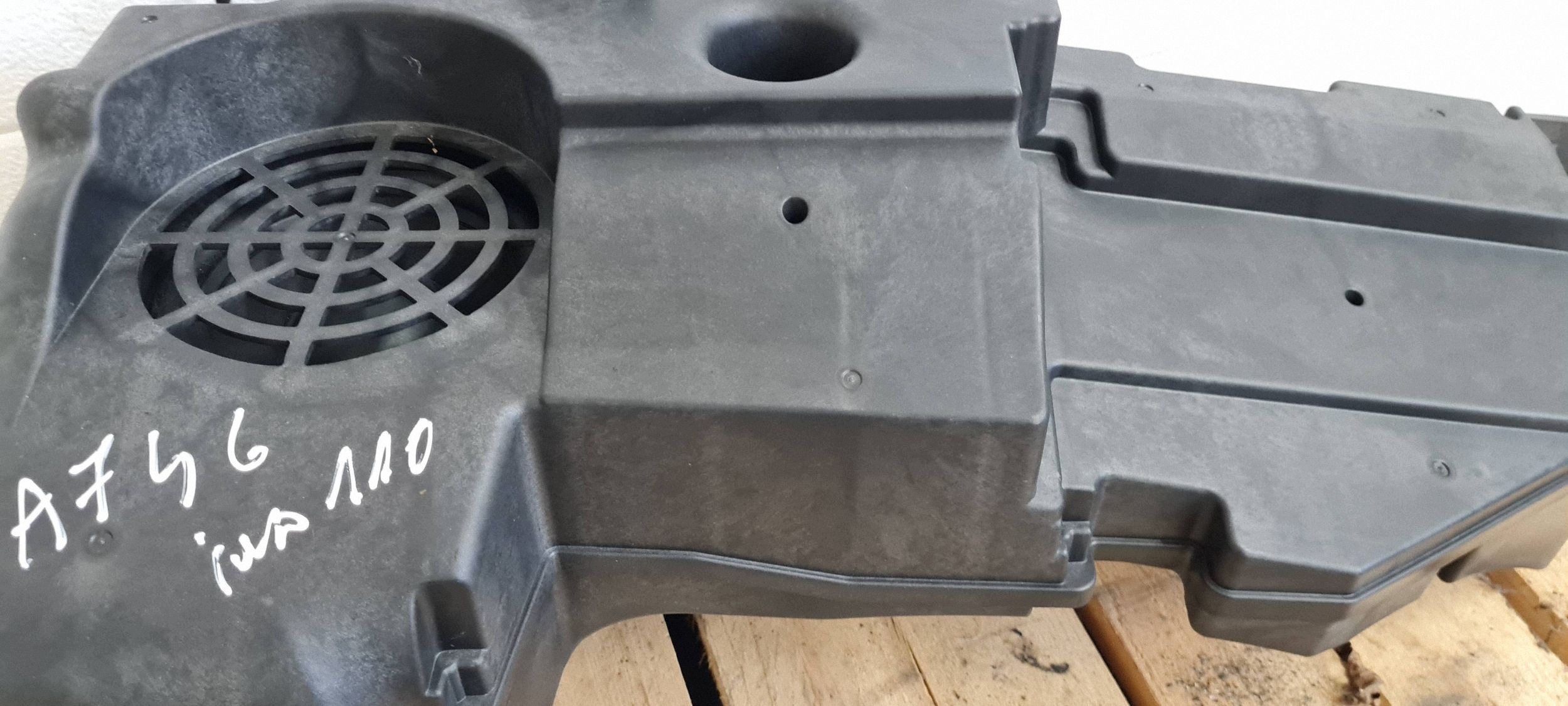 A7 4G speaker SUBWOOFER boot rear part 4G9035381A A6 C7 4G