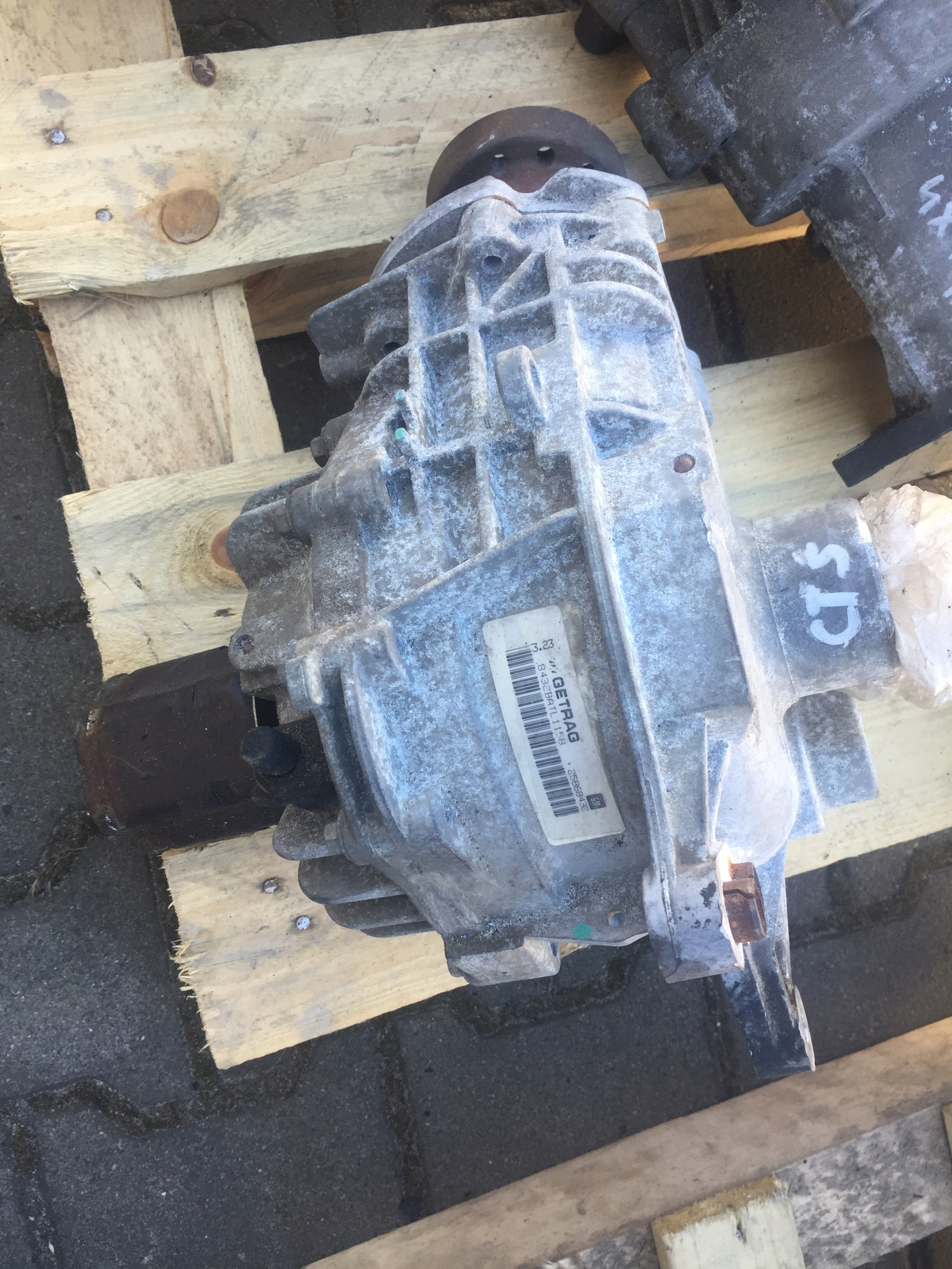 25868432 - CADILLAC CTS 3.6 4X4 06 07 РЕДУКТОР КОРОБКИ ПЕРЕДАЧ 3.23