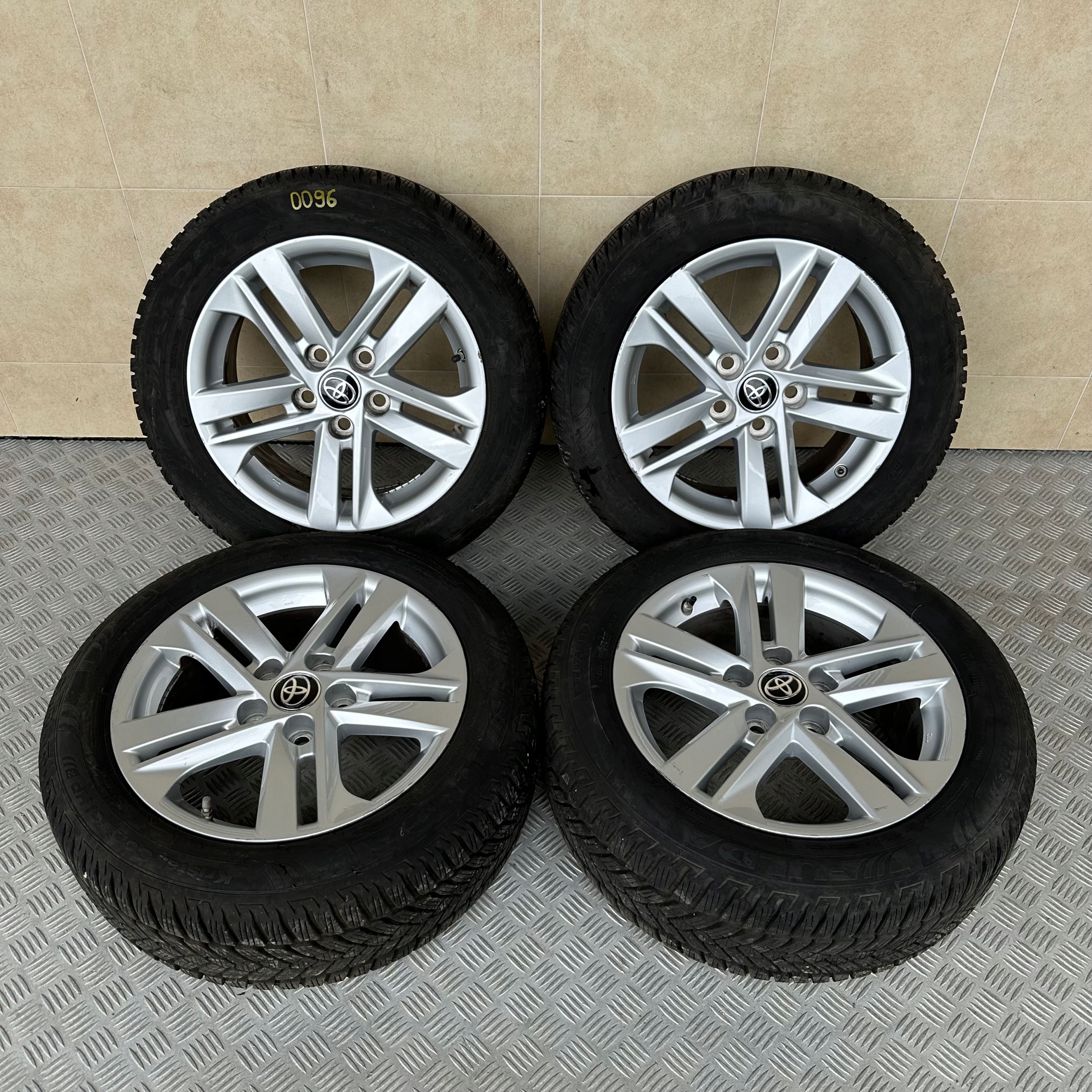 KOŁA FELGI OPONY FULDA TOYOTA COROLLA 205/55/16"