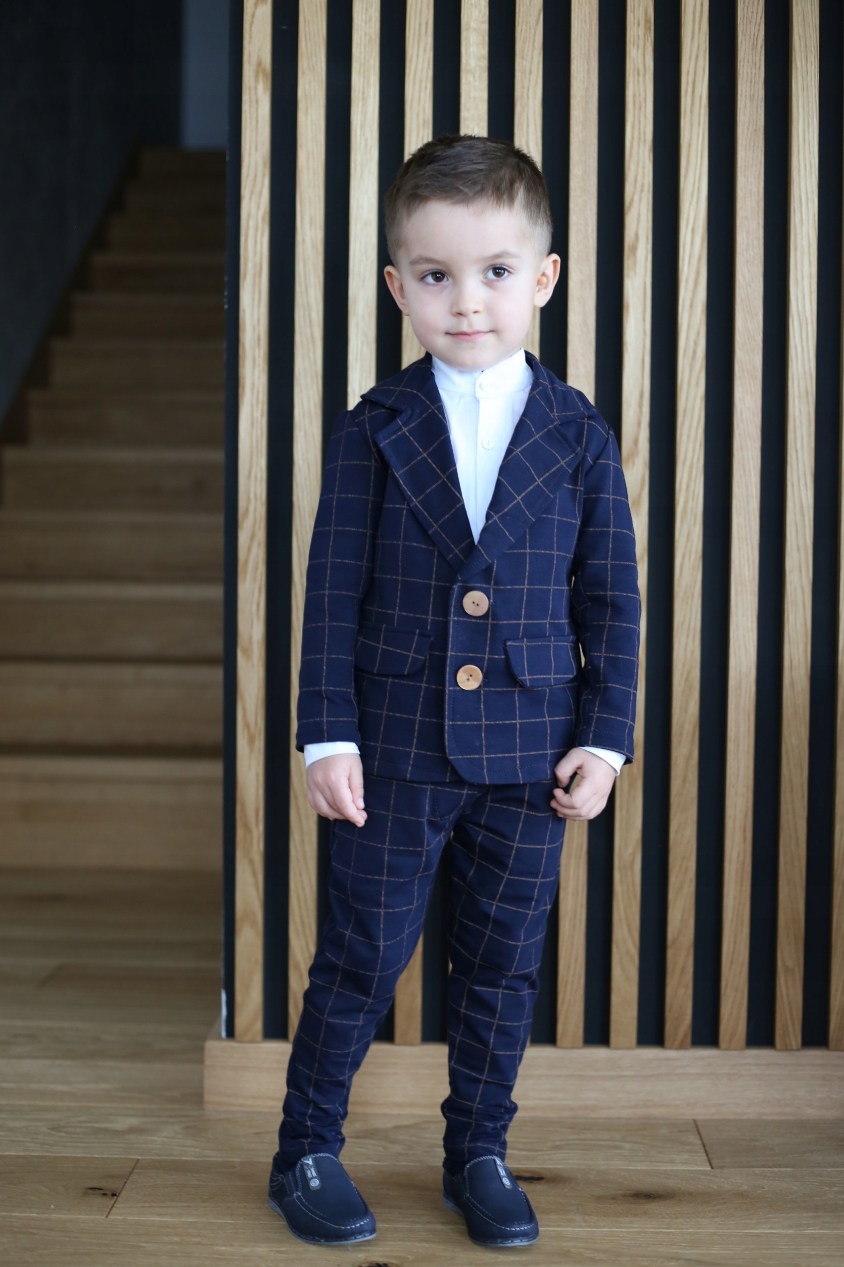 Koszula CHŁOPIĘCA elegancka BIAŁA bawełna wygodna do szkoły galowa 116 122 Rękaw długi rękaw