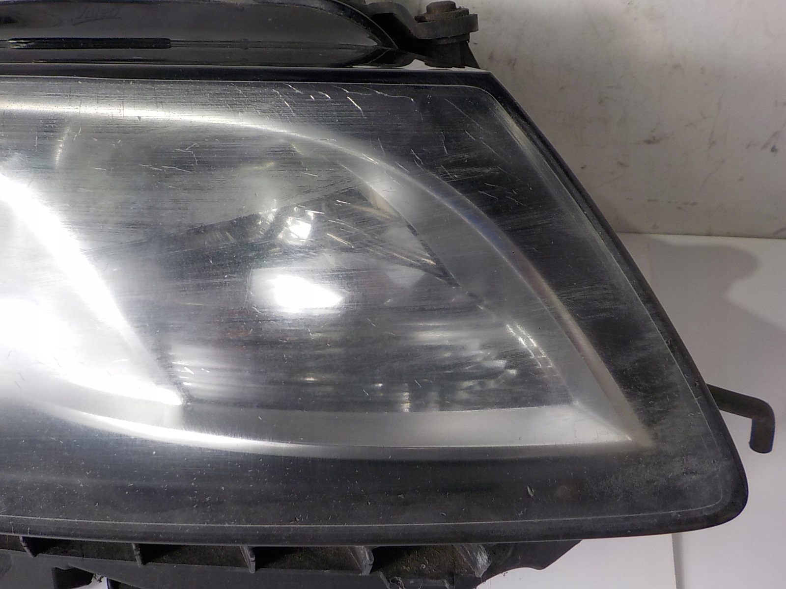 AUDI A5 8T light right front front UK