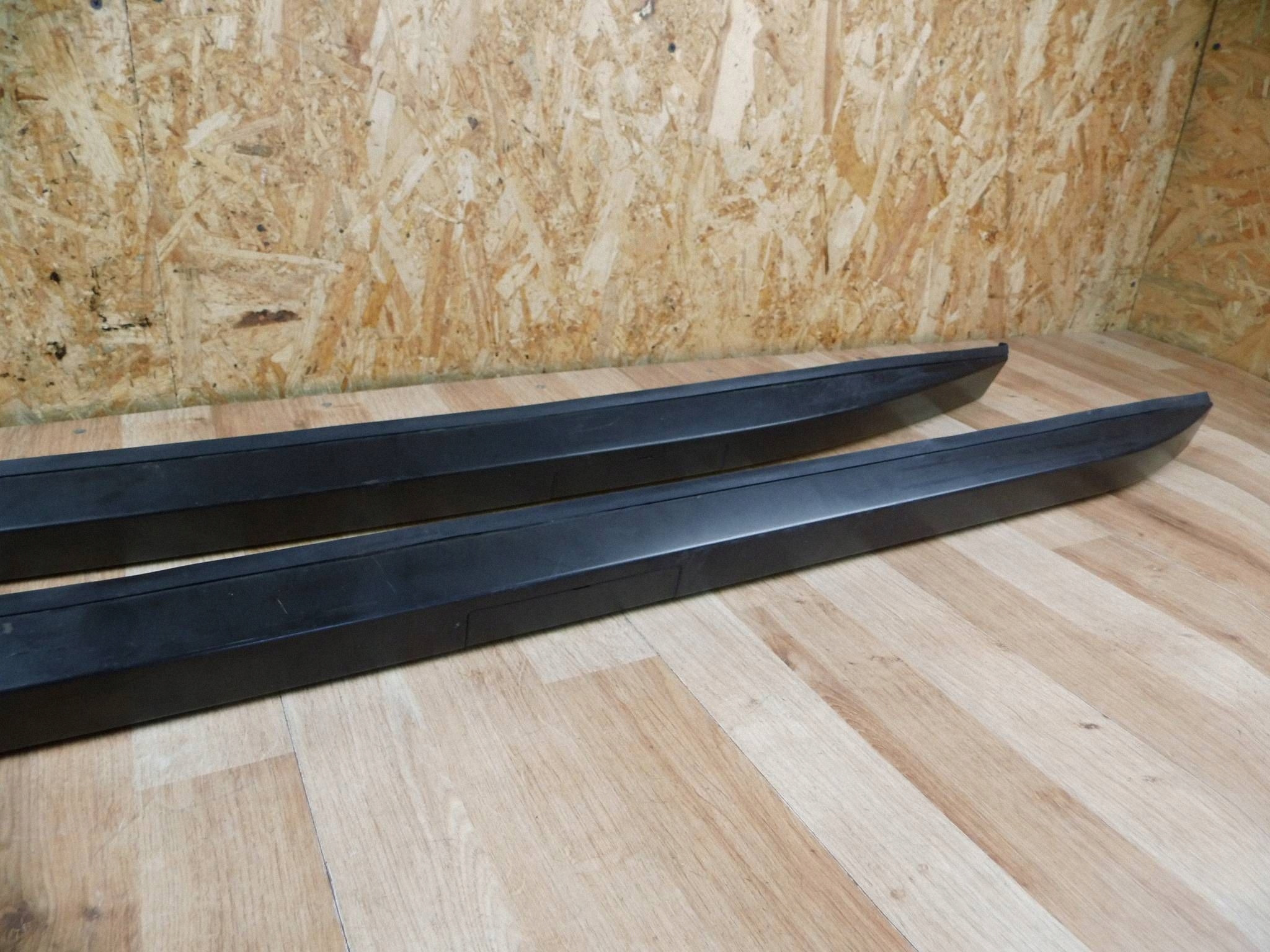 Toyota Corolla Cross ski roof left + right