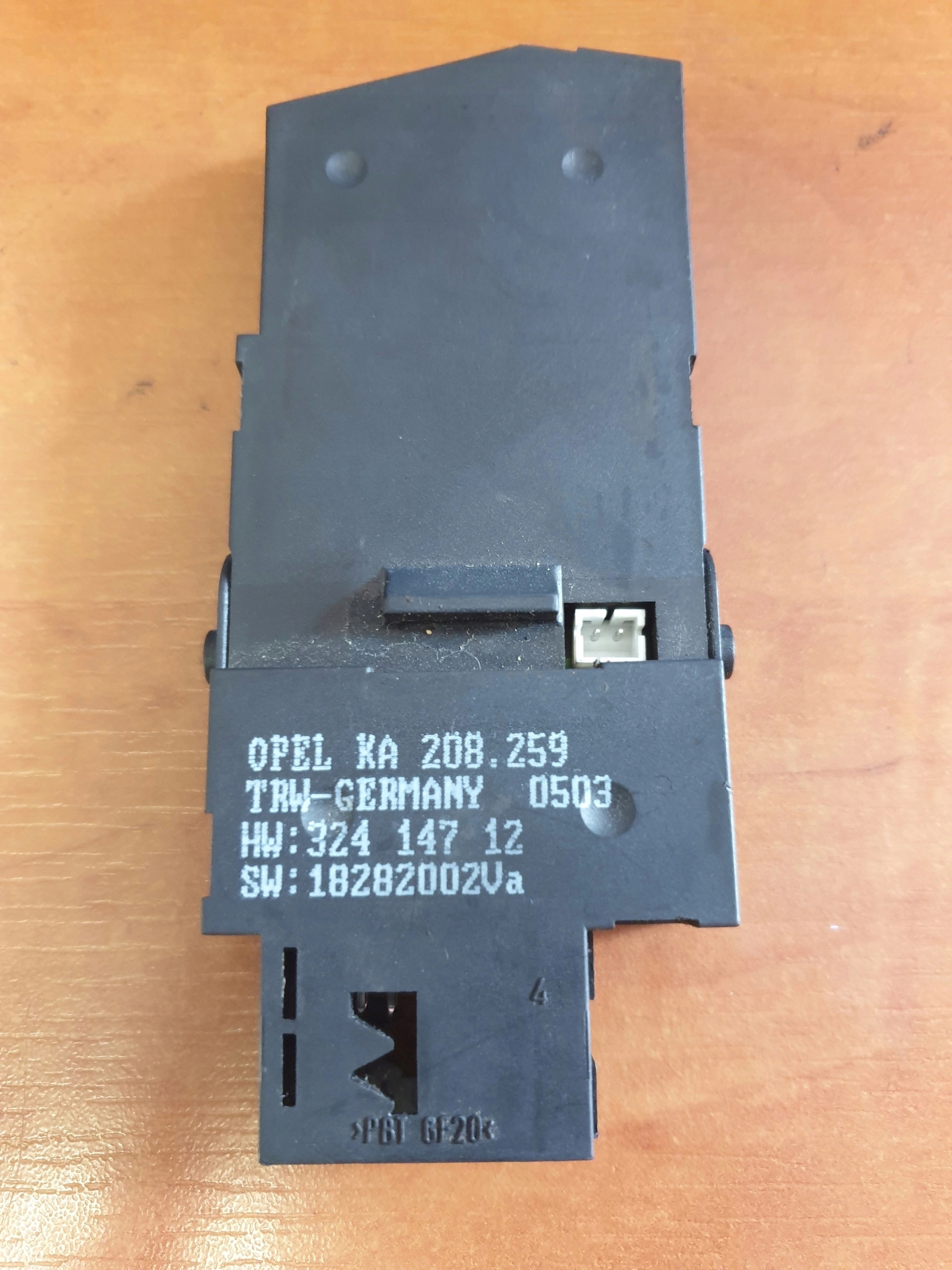 OPEL VECTRA C Module Mecanisme levier vitesse AUTOMAT 32414712