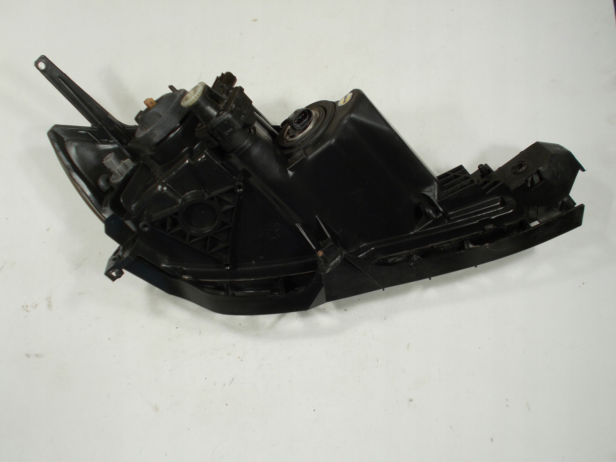 light left front REFLEKTOR left MAZDA III 3 BK HB TYC 20-A860