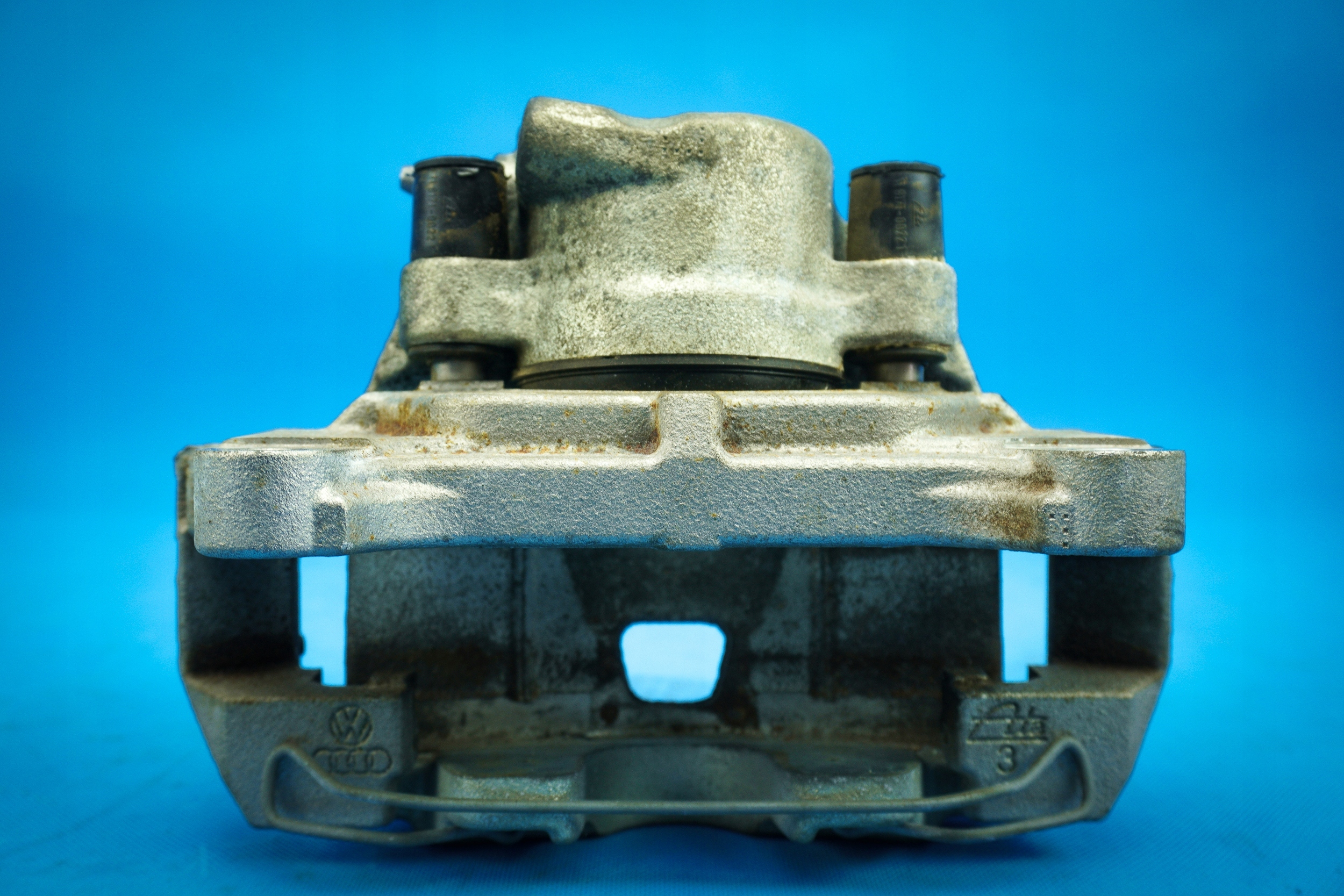 caliper brake front Audi A4 8K A5 8K0615106AB